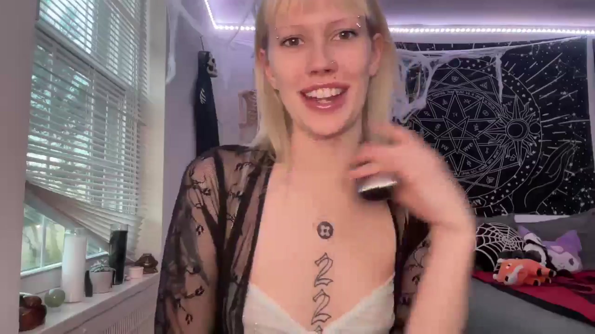 Gallery image thumbnail from Blondexbarbie's myfreecams stream on, 11/13/2024, 21:41 image 5 of 20