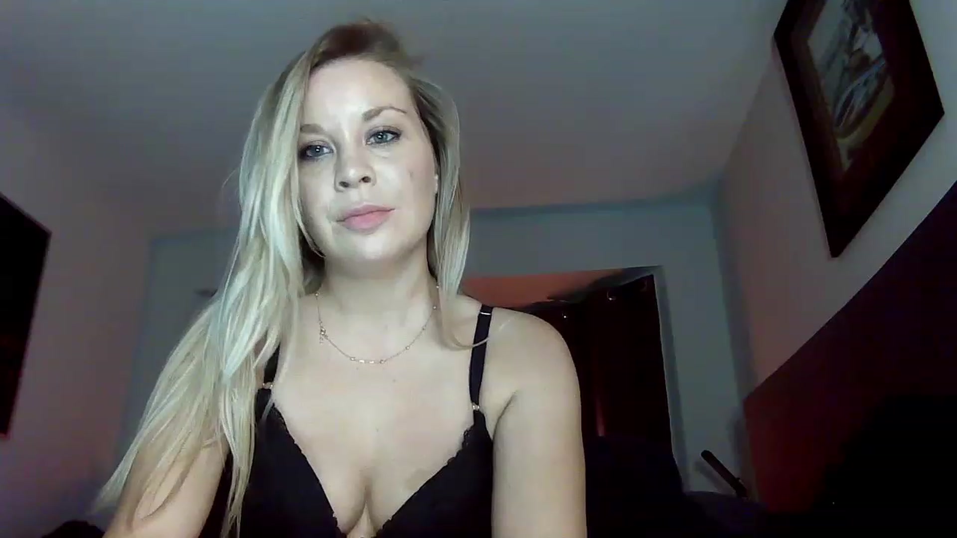 Gallery image thumbnail from Blondgrllexi's myfreecams stream on, 11/23/2022, 10:07 image 10 of 20