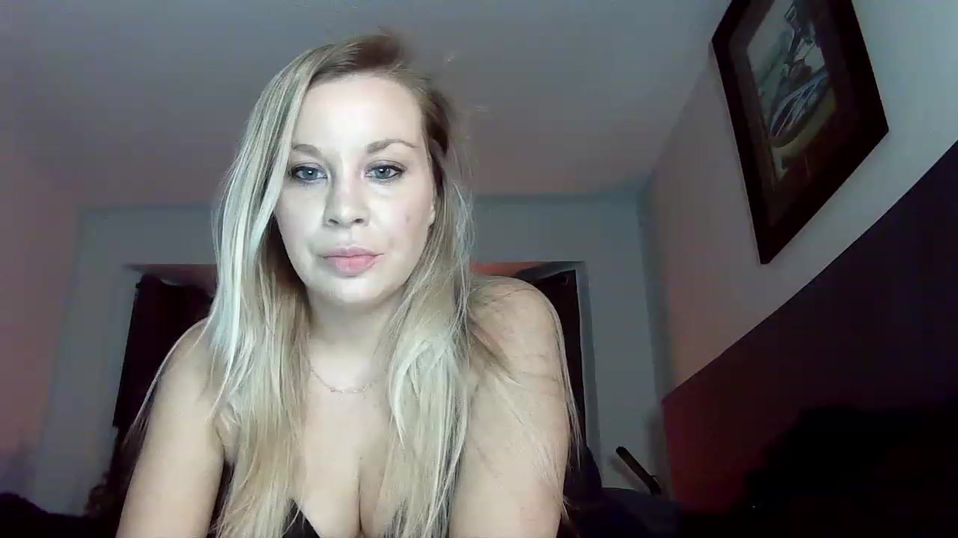Gallery image thumbnail from Blondgrllexi's myfreecams stream on, 11/23/2022, 10:07 image 2 of 20