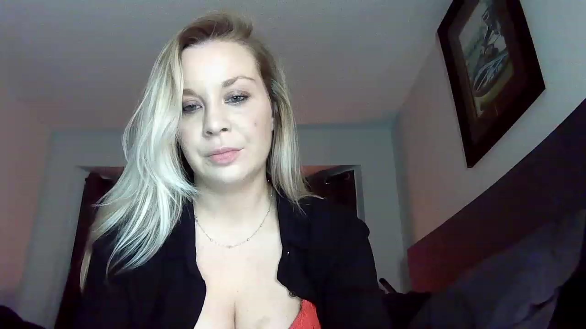 Gallery image thumbnail from Blondgrllexi's myfreecams stream on, 11/24/2022, 08:27 image 1 of 20