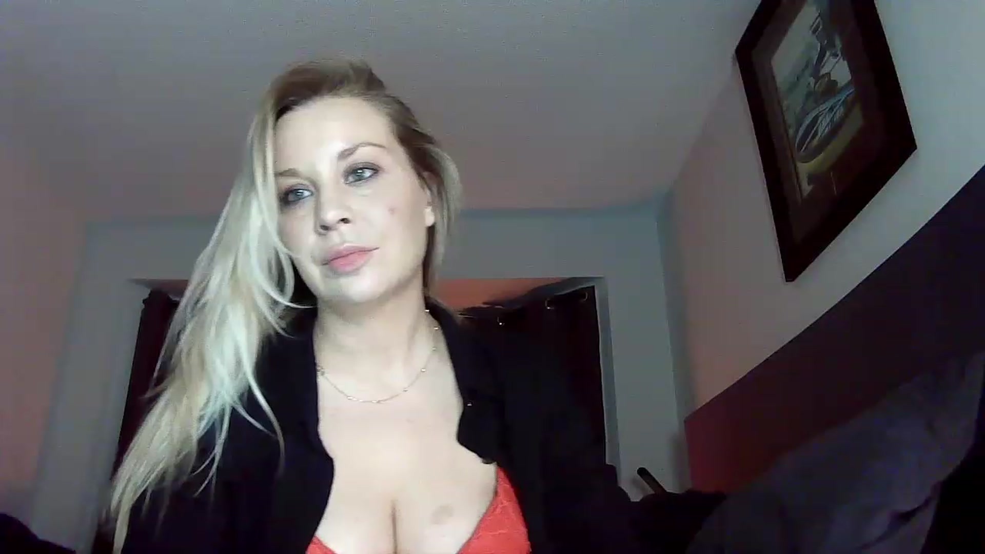 Gallery image thumbnail from Blondgrllexi's myfreecams stream on, 11/24/2022, 08:27 image 2 of 20
