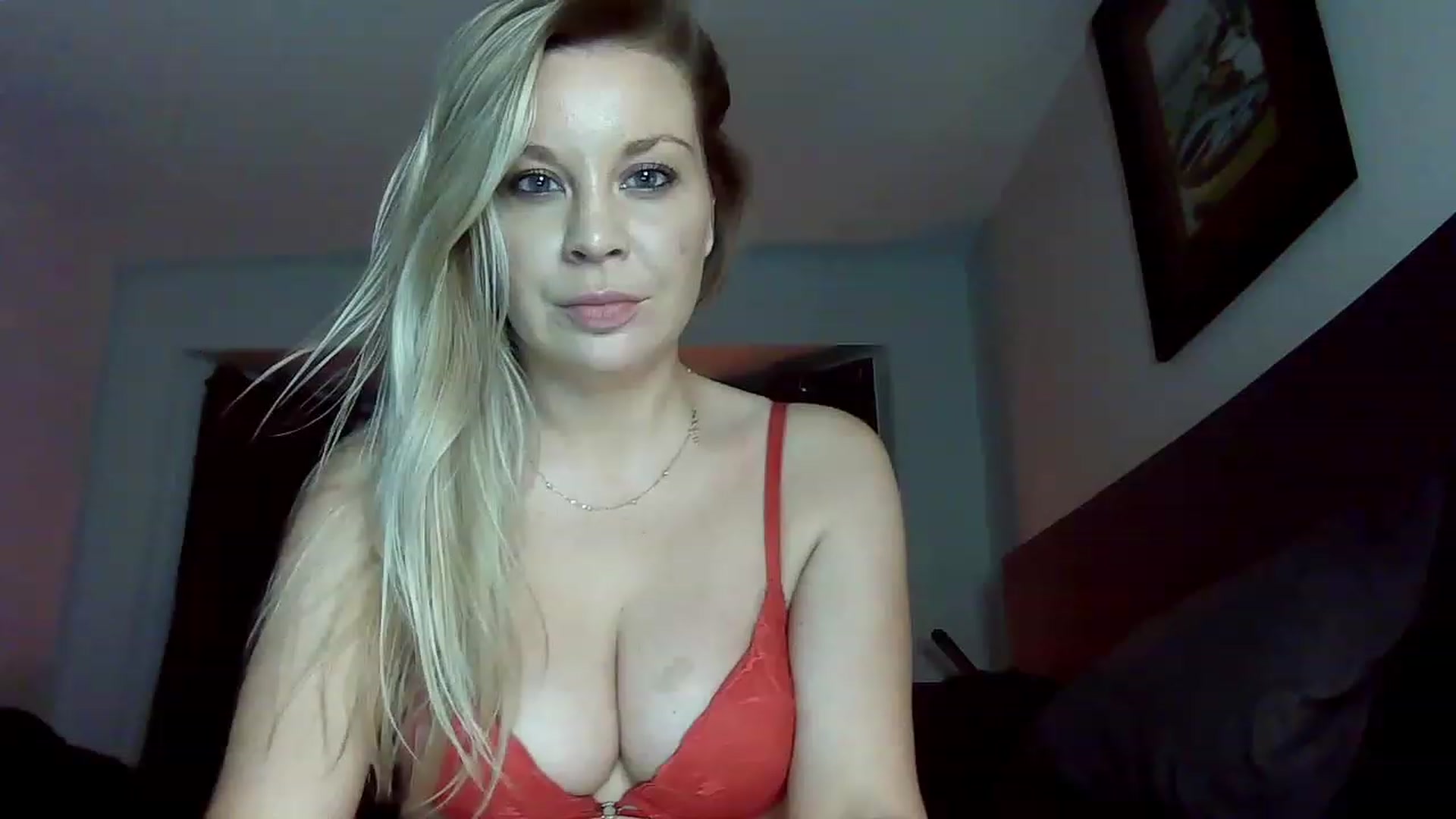 Gallery image thumbnail from Blondgrllexi's myfreecams stream on, 11/24/2022, 09:17 image 2 of 20