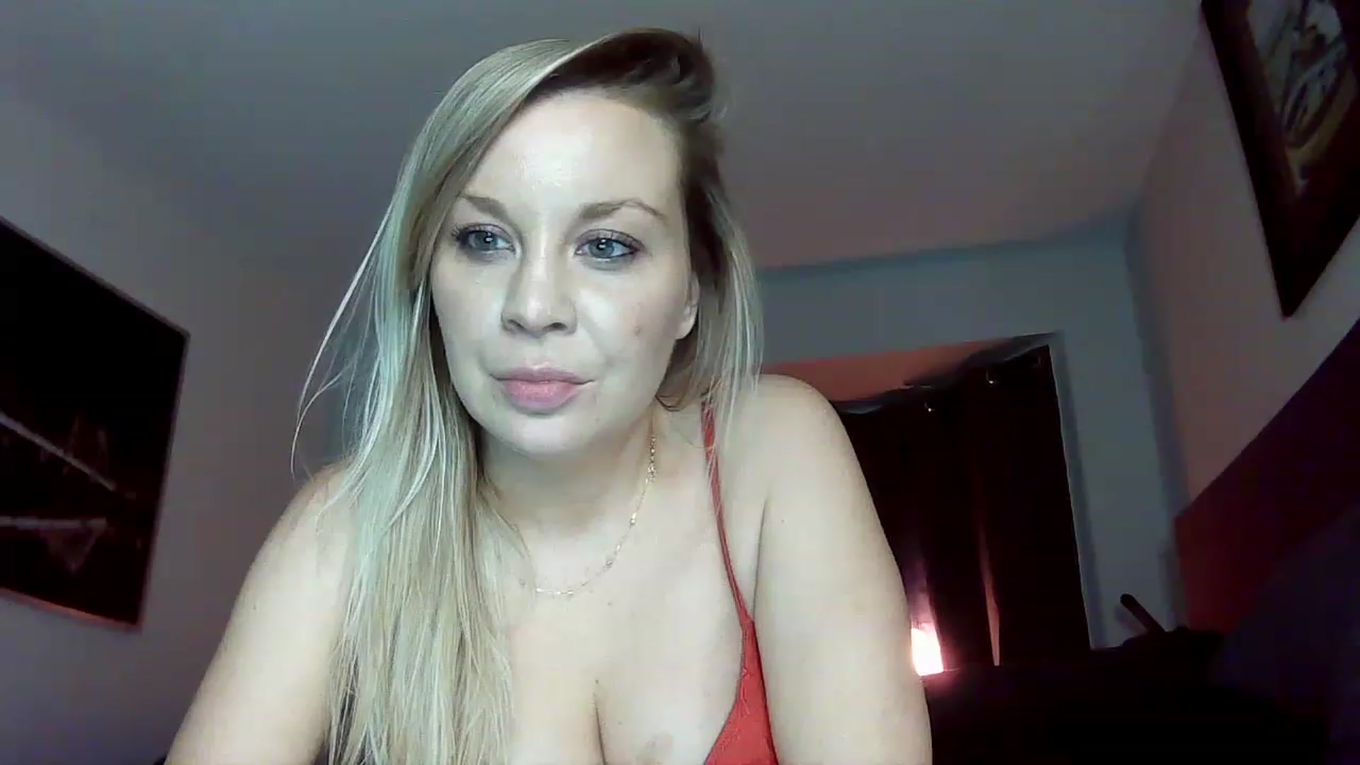 Gallery image thumbnail from Blondgrllexi's myfreecams stream on, 11/24/2022, 09:17 image 18 of 20