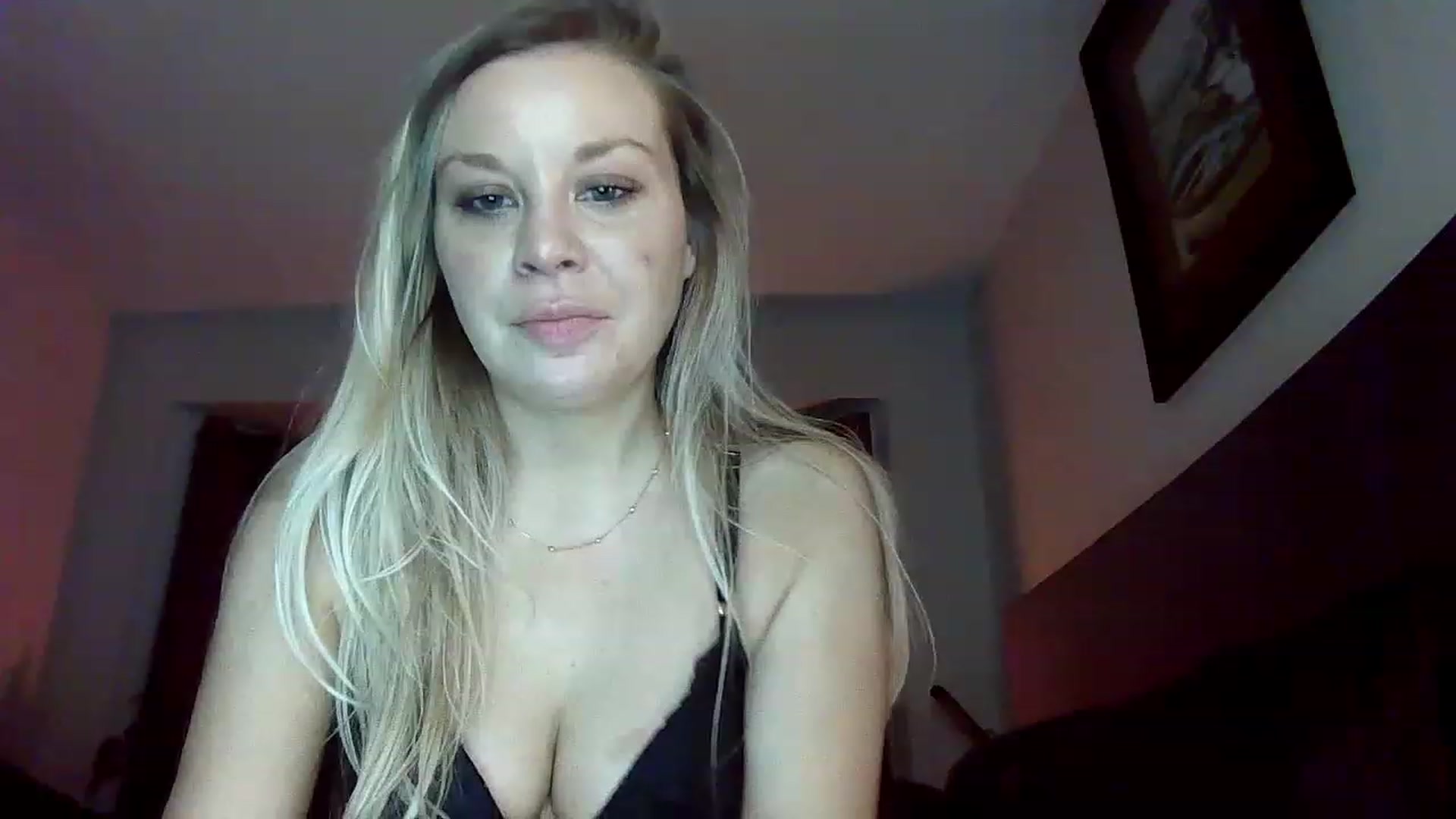 Gallery image thumbnail from Blondgrllexi's myfreecams stream on, 11/25/2022, 07:45 image 13 of 20