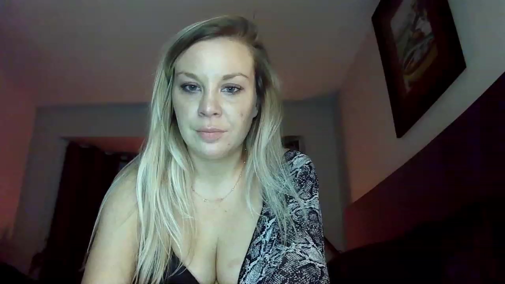 Gallery image thumbnail from Blondgrllexi's myfreecams stream on, 11/25/2022, 07:45 image 1 of 20