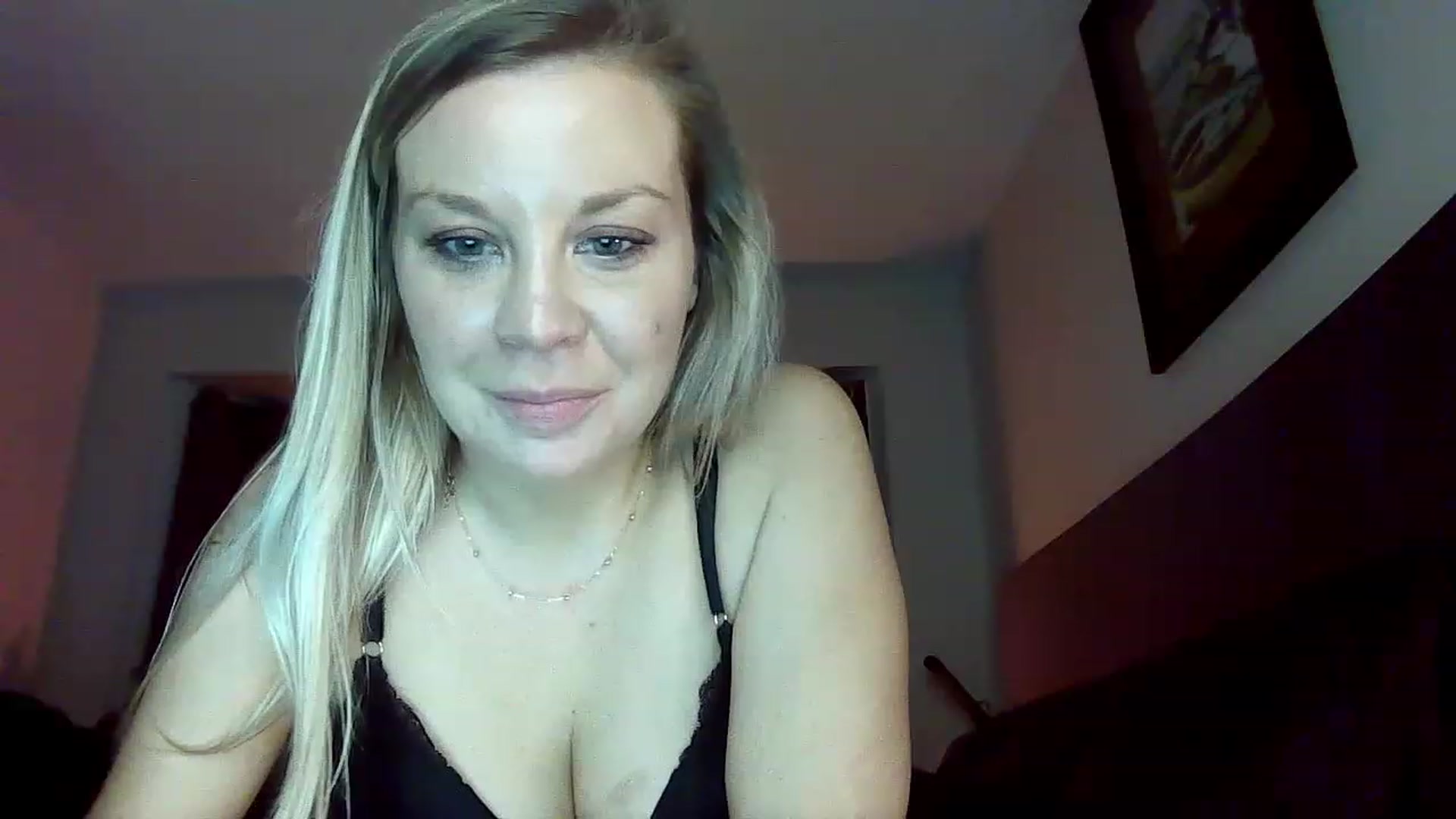Gallery image thumbnail from Blondgrllexi's myfreecams stream on, 11/25/2022, 08:11 image 15 of 20