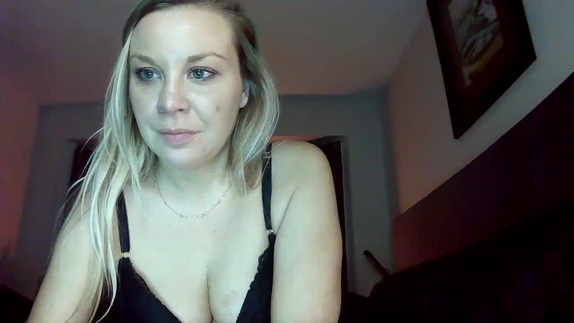 Gallery image thumbnail from Blondgrllexi's myfreecams stream on, 11/25/2022, 08:11 image 9 of 20