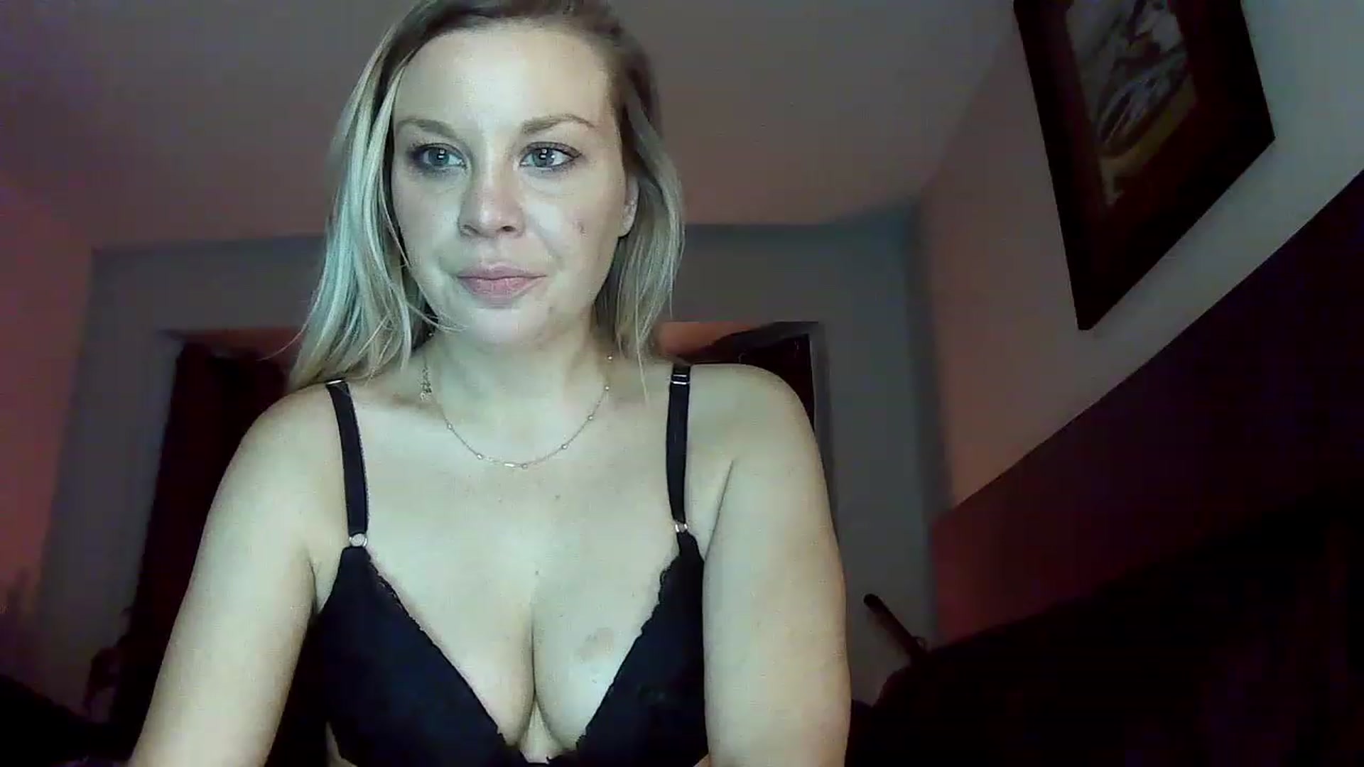 Gallery image thumbnail from Blondgrllexi's myfreecams stream on, 11/25/2022, 08:11 image 5 of 20