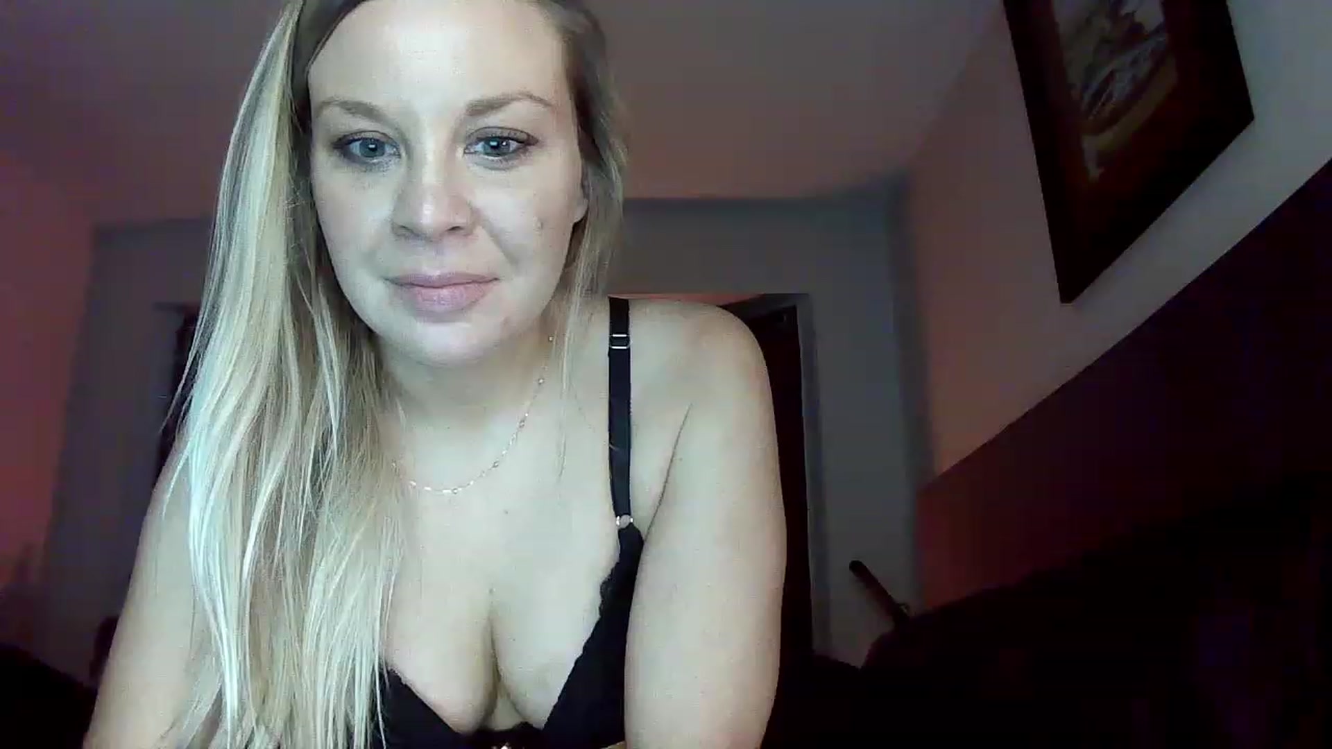 Gallery image thumbnail from Blondgrllexi's myfreecams stream on, 11/25/2022, 09:08 image 9 of 20