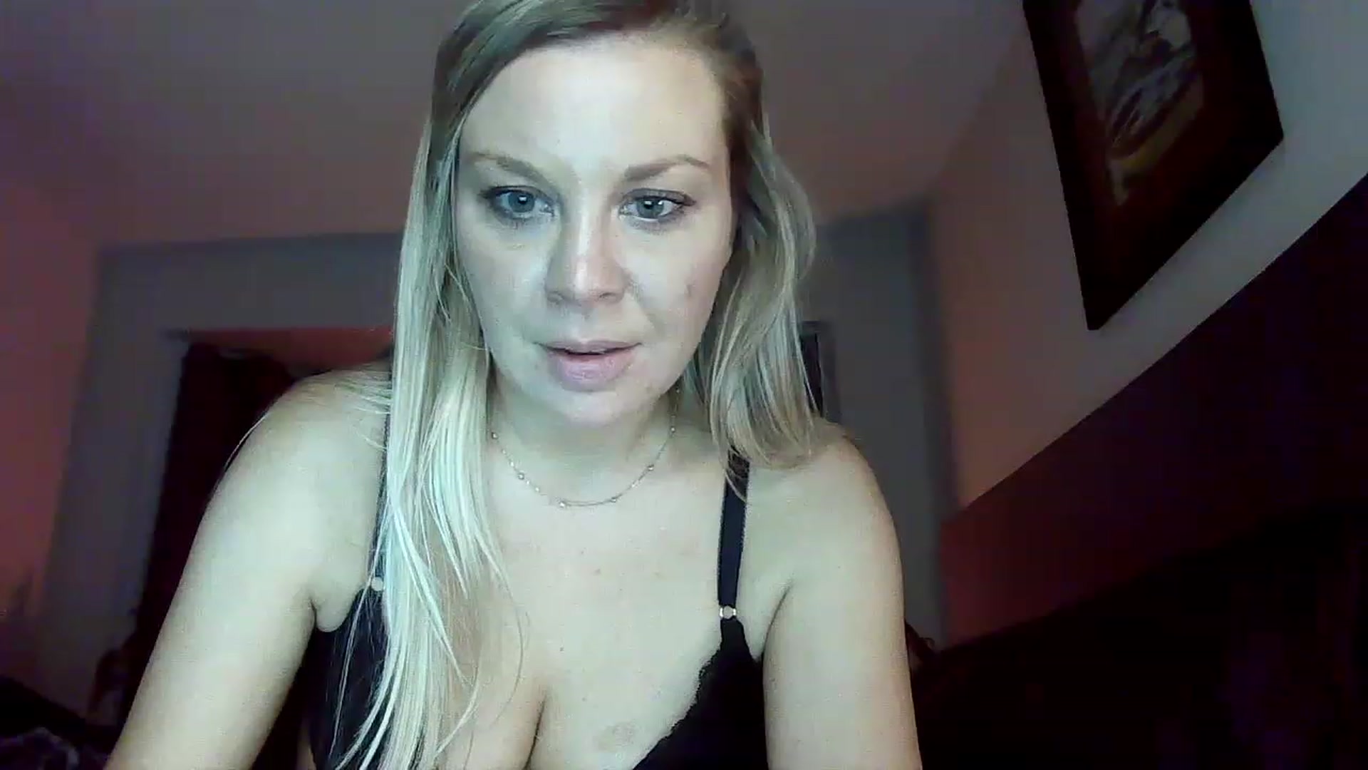 Gallery image thumbnail from Blondgrllexi's myfreecams stream on, 11/25/2022, 09:08 image 15 of 20