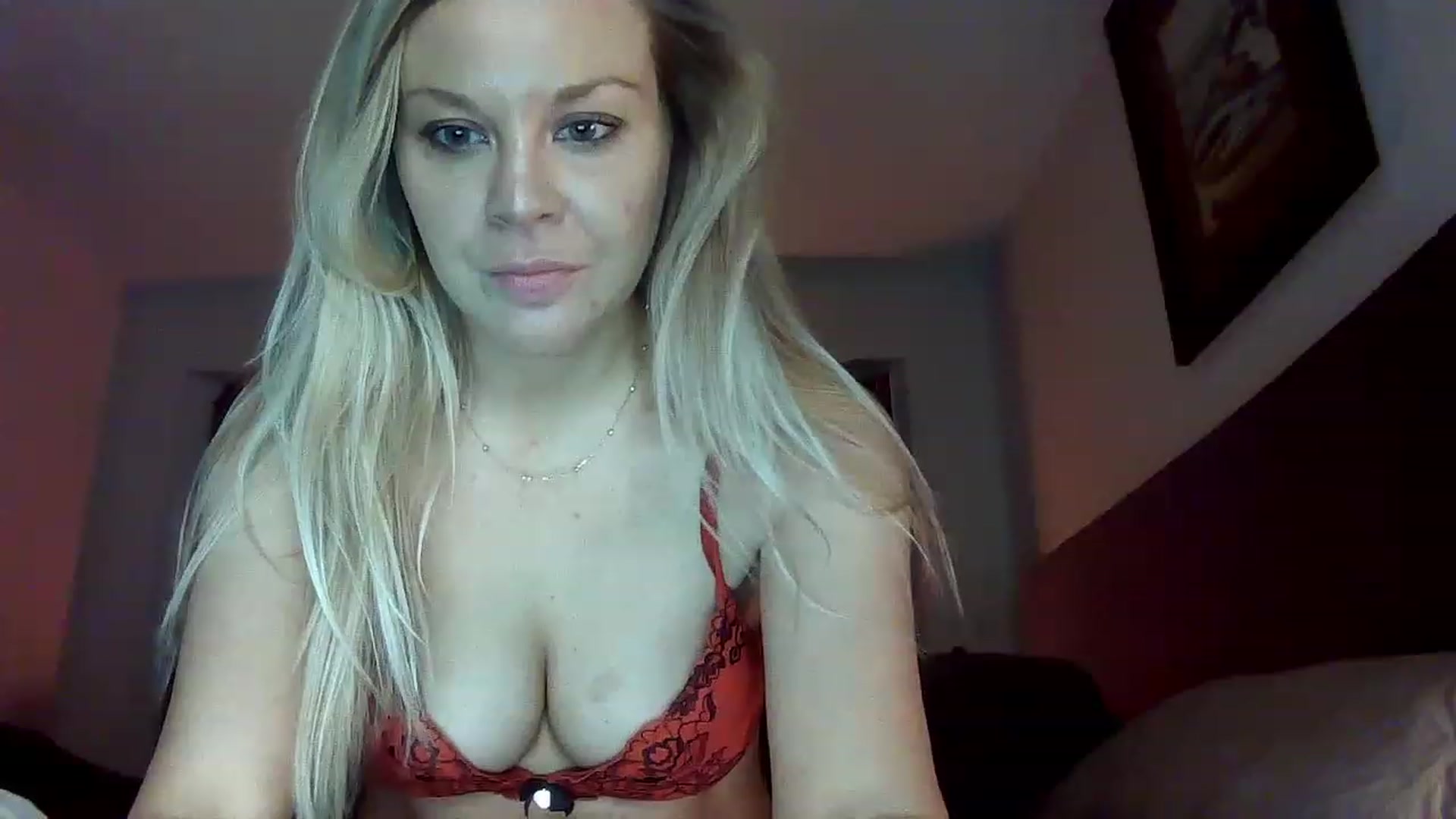 Gallery image thumbnail from Blondgrllexi's myfreecams stream on, 11/27/2022, 08:33 image 5 of 20