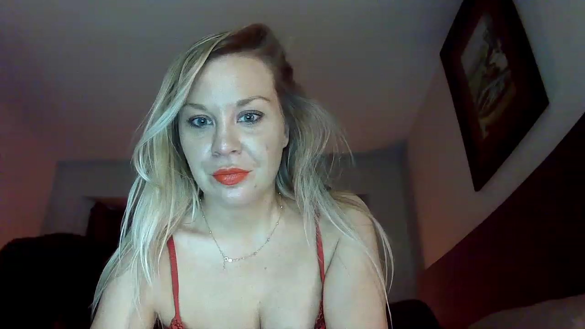 Gallery image thumbnail from Blondgrllexi's myfreecams stream on, 11/27/2022, 09:59 image 12 of 20