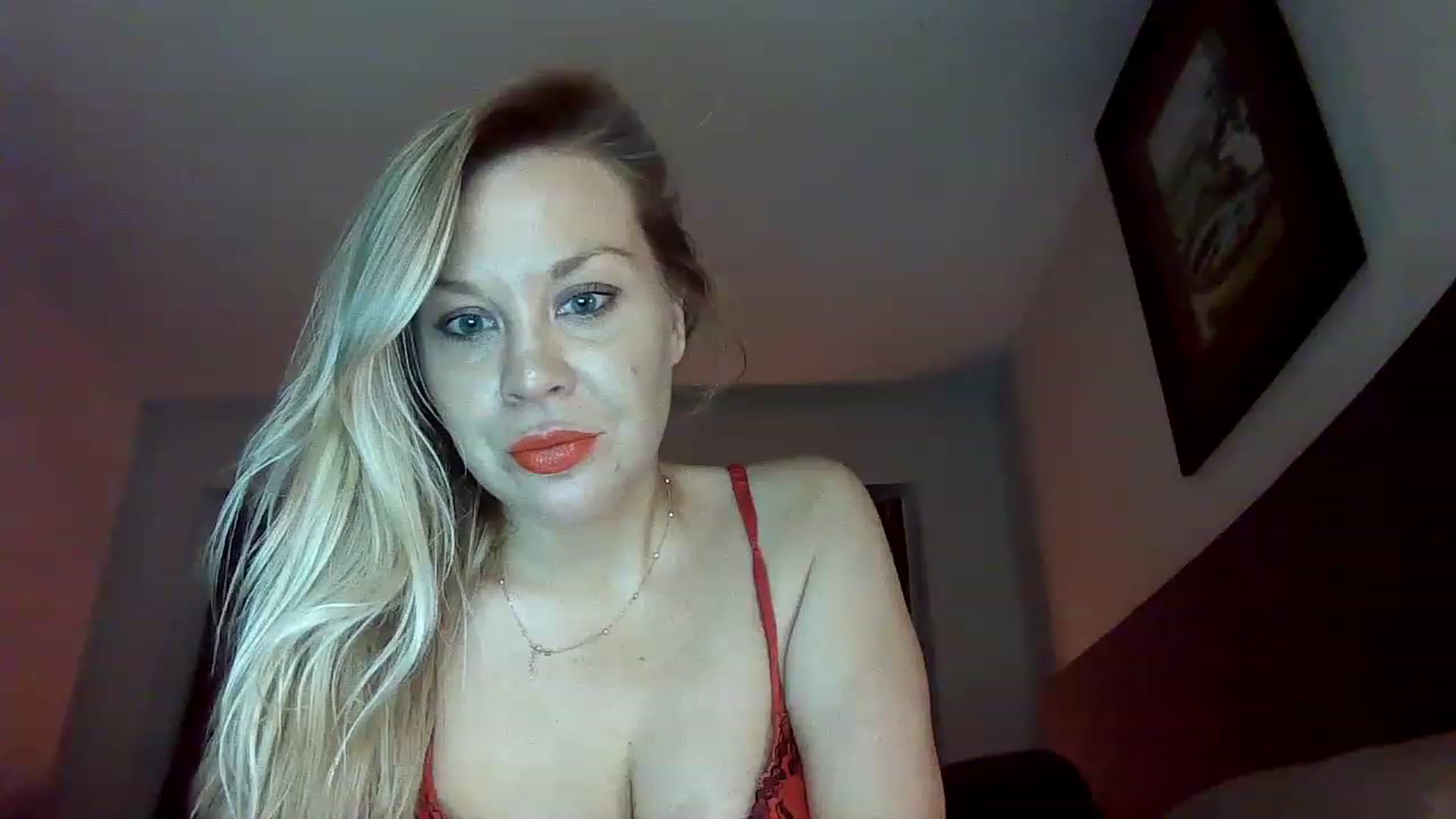 Gallery image thumbnail from Blondgrllexi's myfreecams stream on, 11/27/2022, 09:59 image 9 of 20