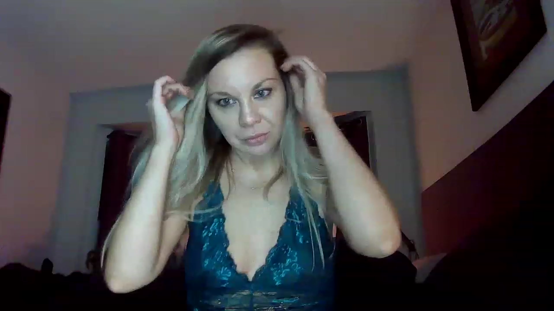 Gallery image thumbnail from Blondgrllexi's myfreecams stream on, 12/22/2022, 08:35 image 4 of 20
