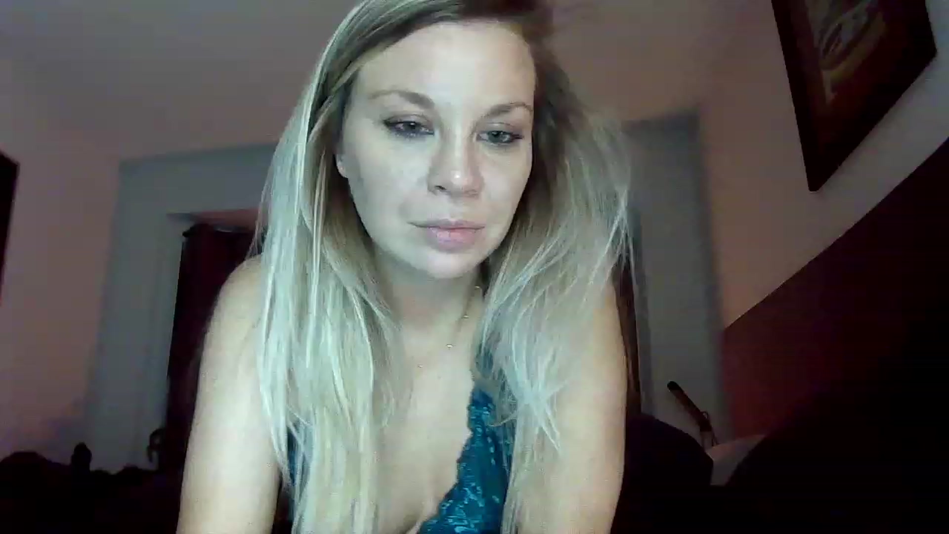 Gallery image thumbnail from Blondgrllexi's myfreecams stream on, 12/22/2022, 08:35 image 2 of 20