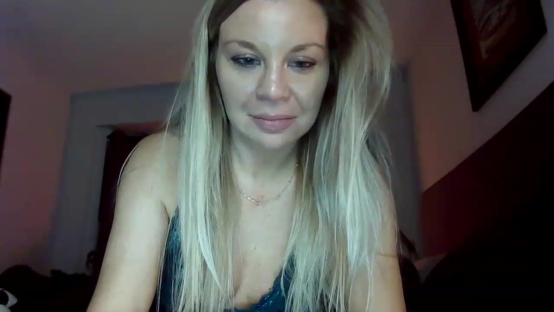 Gallery image thumbnail from Blondgrllexi's myfreecams stream on, 12/22/2022, 08:35 image 19 of 20
