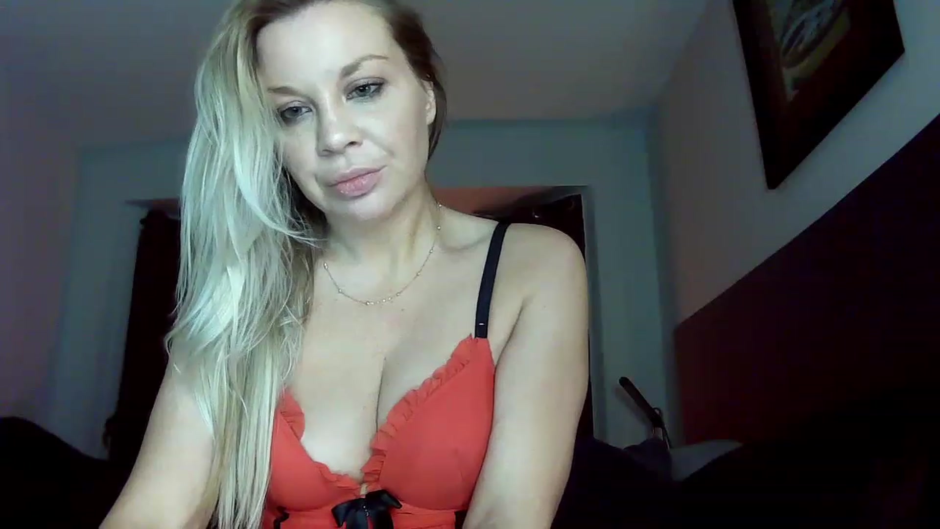 Gallery image thumbnail from Blondgrllexi's myfreecams stream on, 12/23/2022, 10:05 image 7 of 20
