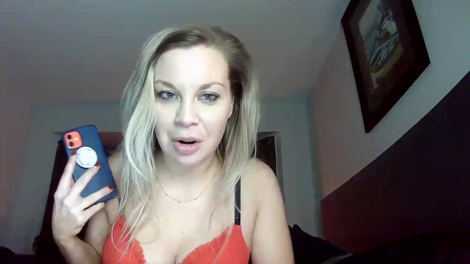Gallery image thumbnail from Blondgrllexi's myfreecams stream on, 12/23/2022, 11:43 image 18 of 20