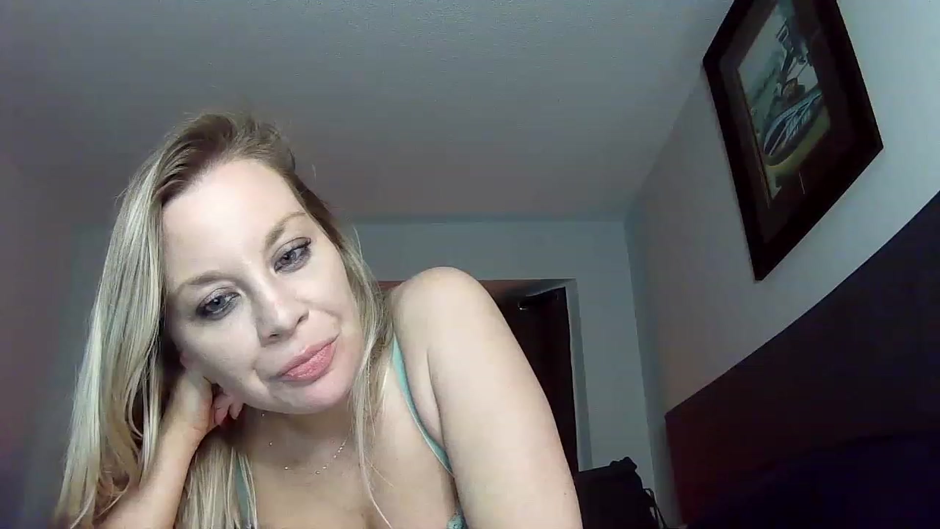 Gallery image thumbnail from Blondgrllexi's myfreecams stream on, 12/28/2022, 13:24 image 8 of 20