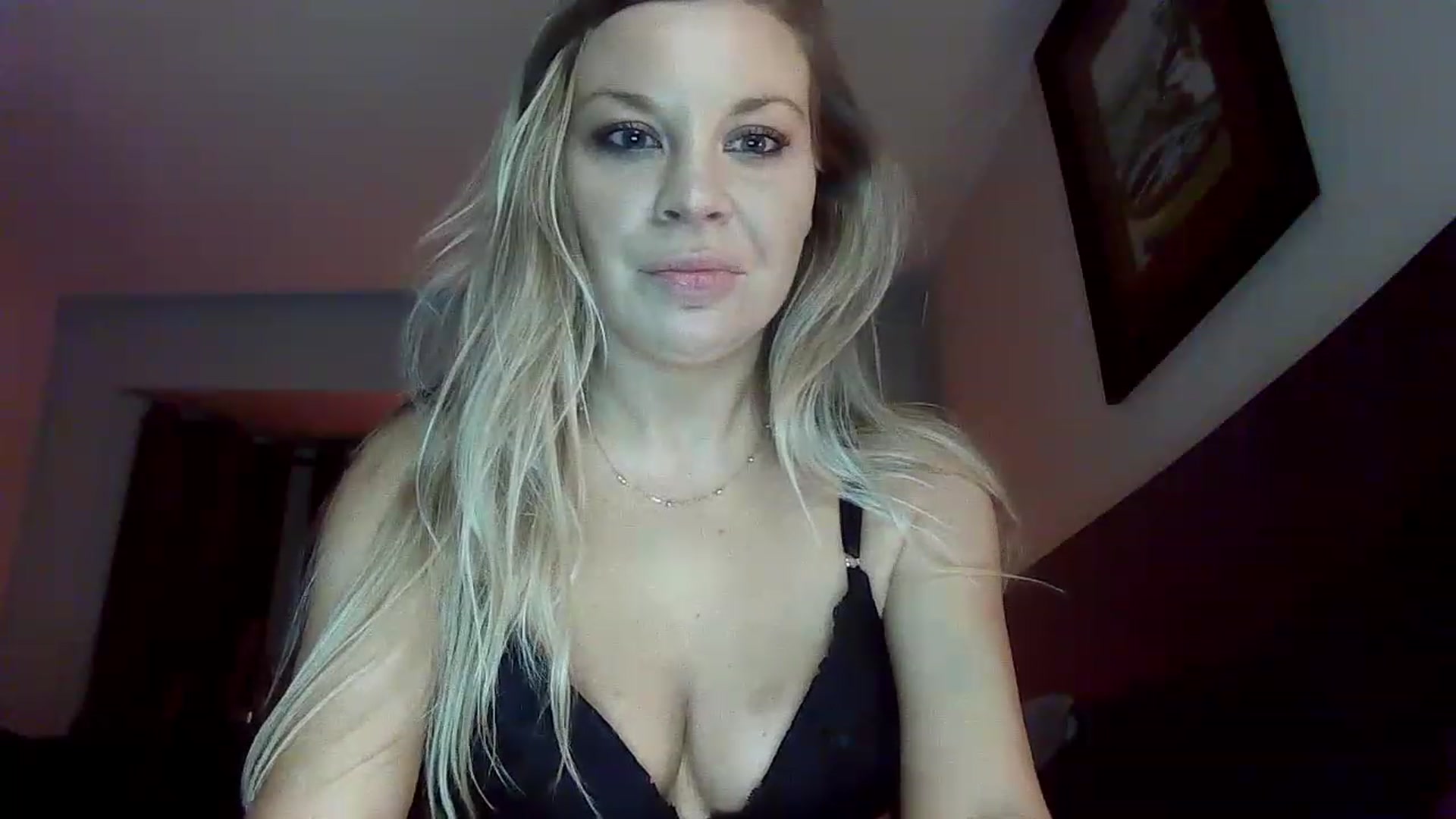Gallery image thumbnail from Blondgrllexi's myfreecams stream on, 12/30/2022, 09:33 image 19 of 20
