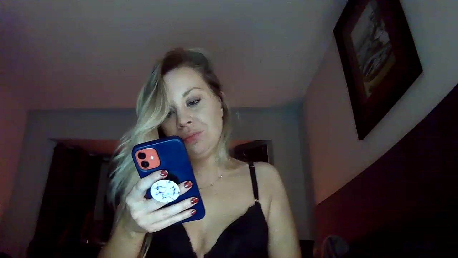 Gallery image thumbnail from Blondgrllexi's myfreecams stream on, 12/30/2022, 10:42 image 5 of 20