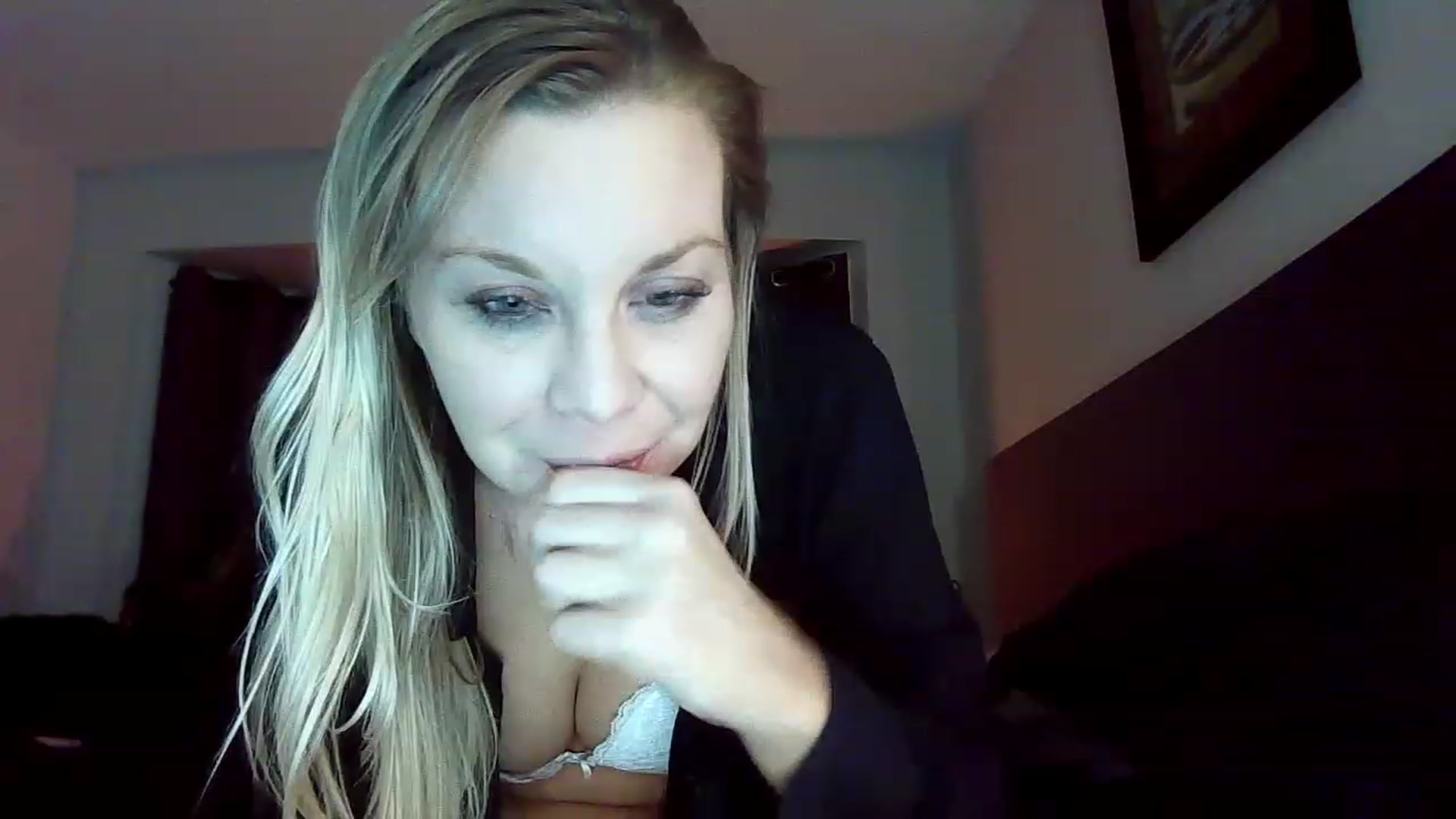 Gallery image thumbnail from Blondgrllexi's myfreecams stream on, 01/02/2023, 13:39 image 19 of 20