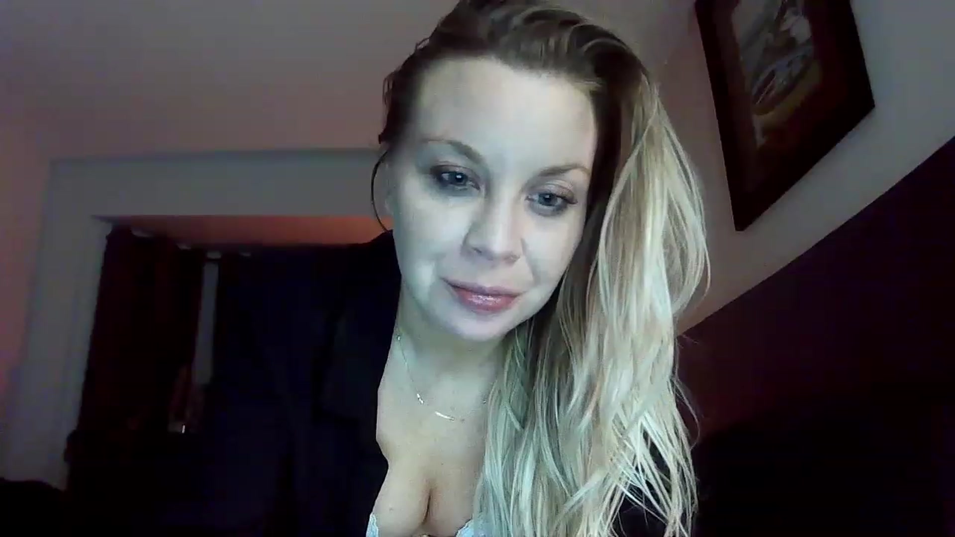 Gallery image thumbnail from Blondgrllexi's myfreecams stream on, 01/02/2023, 13:39 image 16 of 20