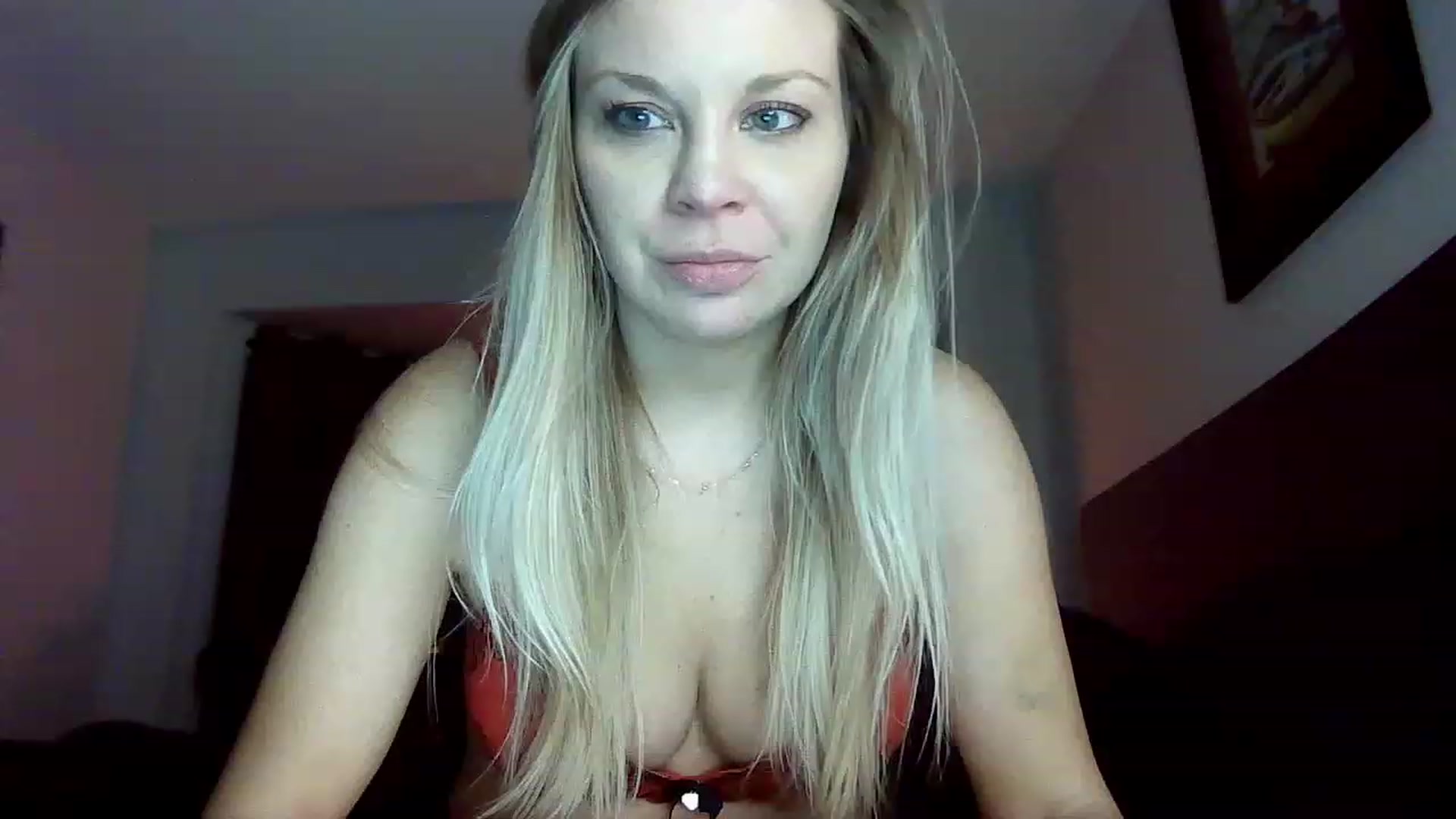 Gallery image thumbnail from Blondgrllexi's myfreecams stream on, 01/05/2023, 08:43 image 7 of 20