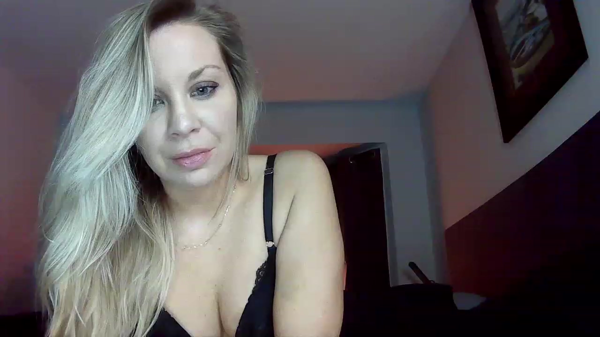 Gallery image thumbnail from Blondgrllexi's myfreecams stream on, 01/07/2023, 10:34 image 7 of 20