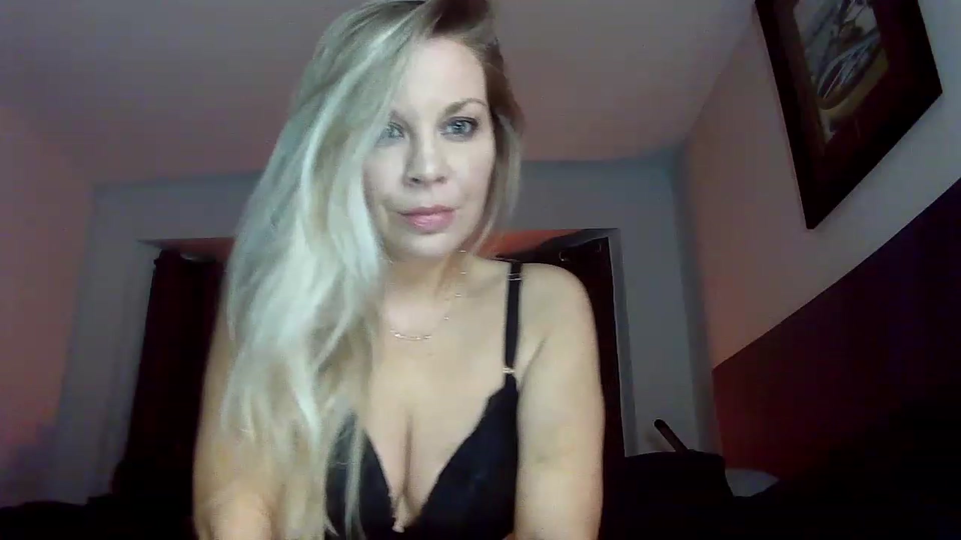 Gallery image thumbnail from Blondgrllexi's myfreecams stream on, 01/07/2023, 10:34 image 2 of 20