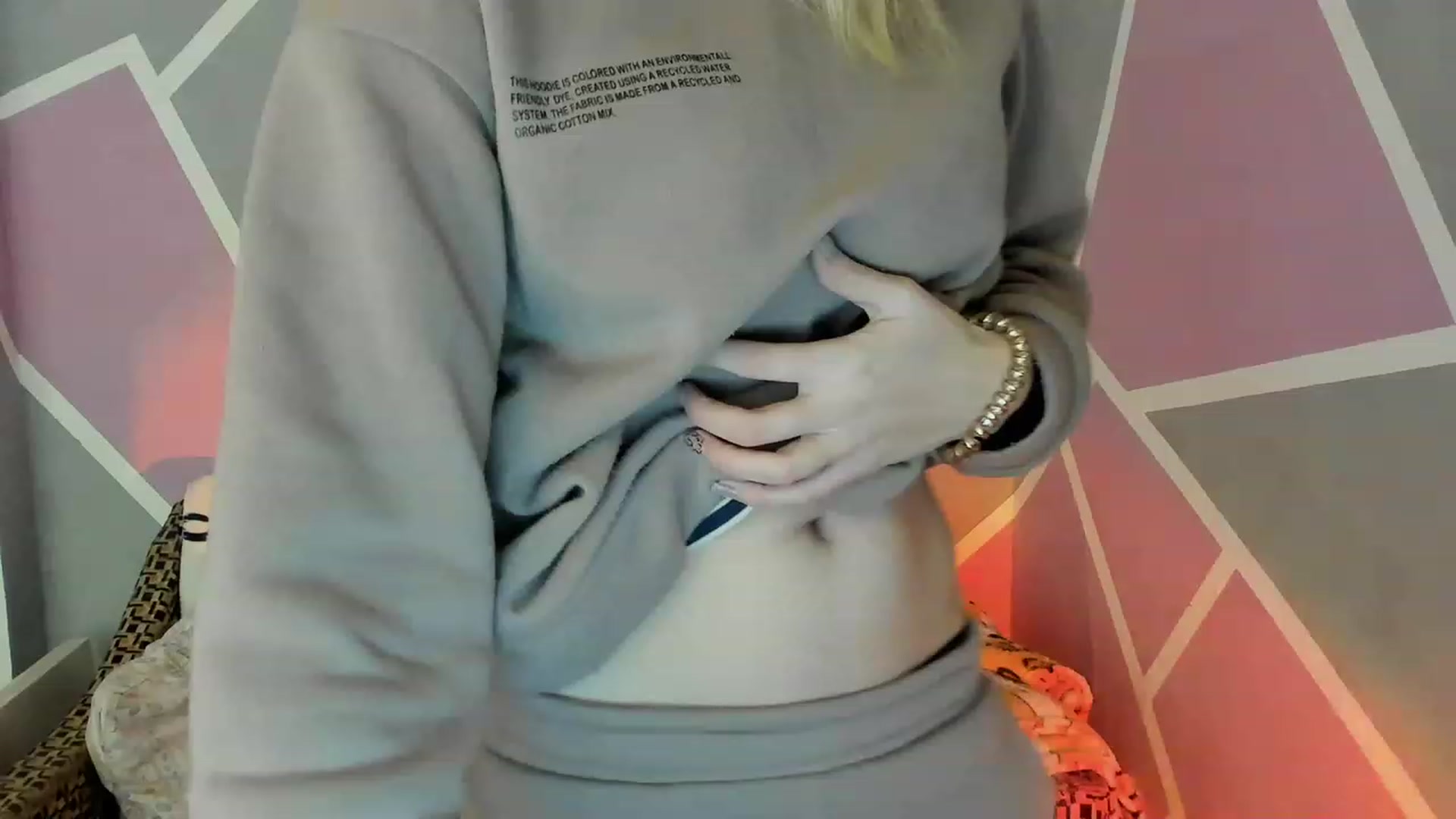 Gallery image thumbnail from Blondie_Star's myfreecams stream on, 12/02/2022, 13:01 image 2 of 20