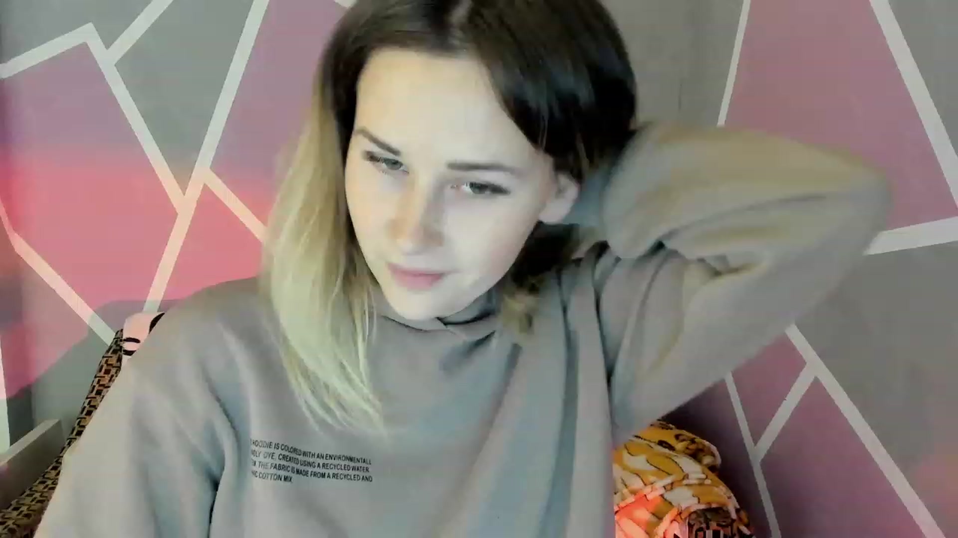 Gallery image thumbnail from Blondie_Star's myfreecams stream on, 12/02/2022, 13:01 image 16 of 20