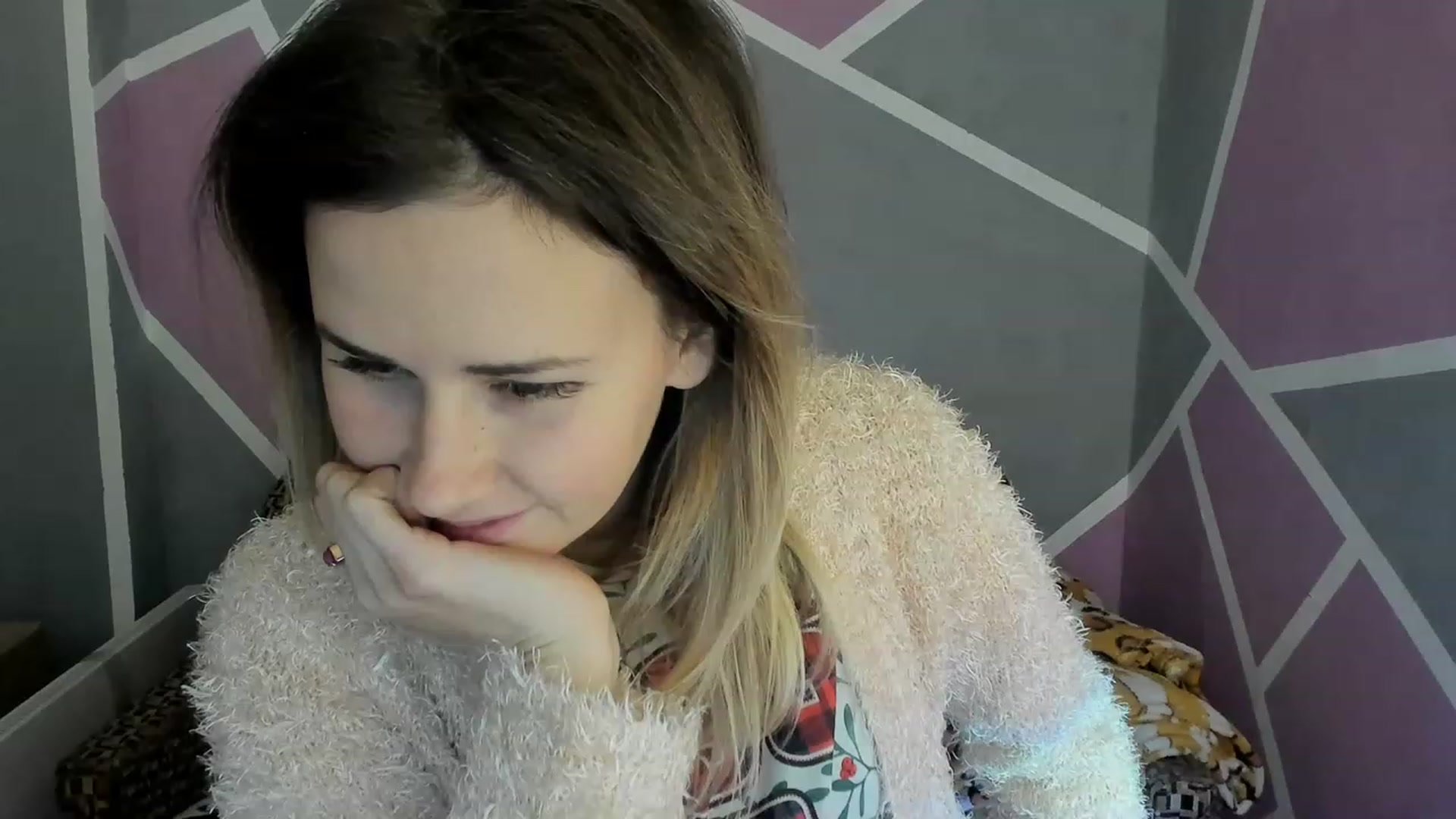 Gallery image thumbnail from Blondie_Star's myfreecams stream on, 12/03/2022, 14:04 image 10 of 20