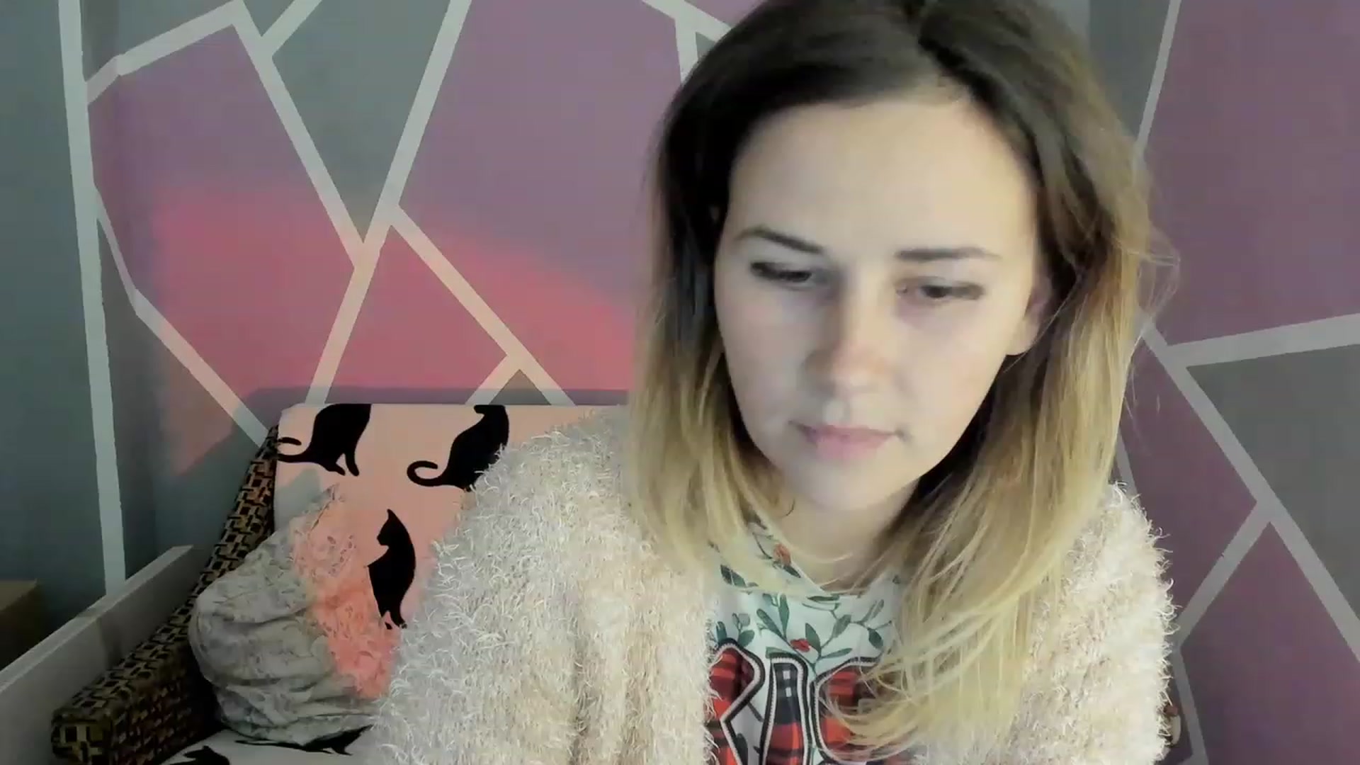 Gallery image thumbnail from Blondie_Star's myfreecams stream on, 12/03/2022, 14:04 image 8 of 20