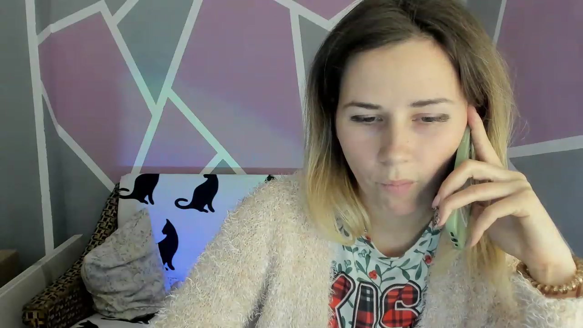 Gallery image thumbnail from Blondie_Star's myfreecams stream on, 12/03/2022, 14:04 image 18 of 20
