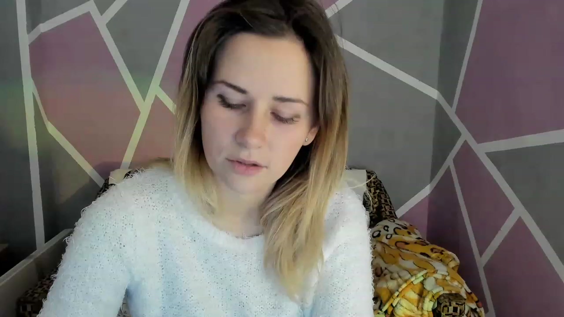 Gallery image thumbnail from Blondie_Star's myfreecams stream on, 12/04/2022, 12:18 image 19 of 20