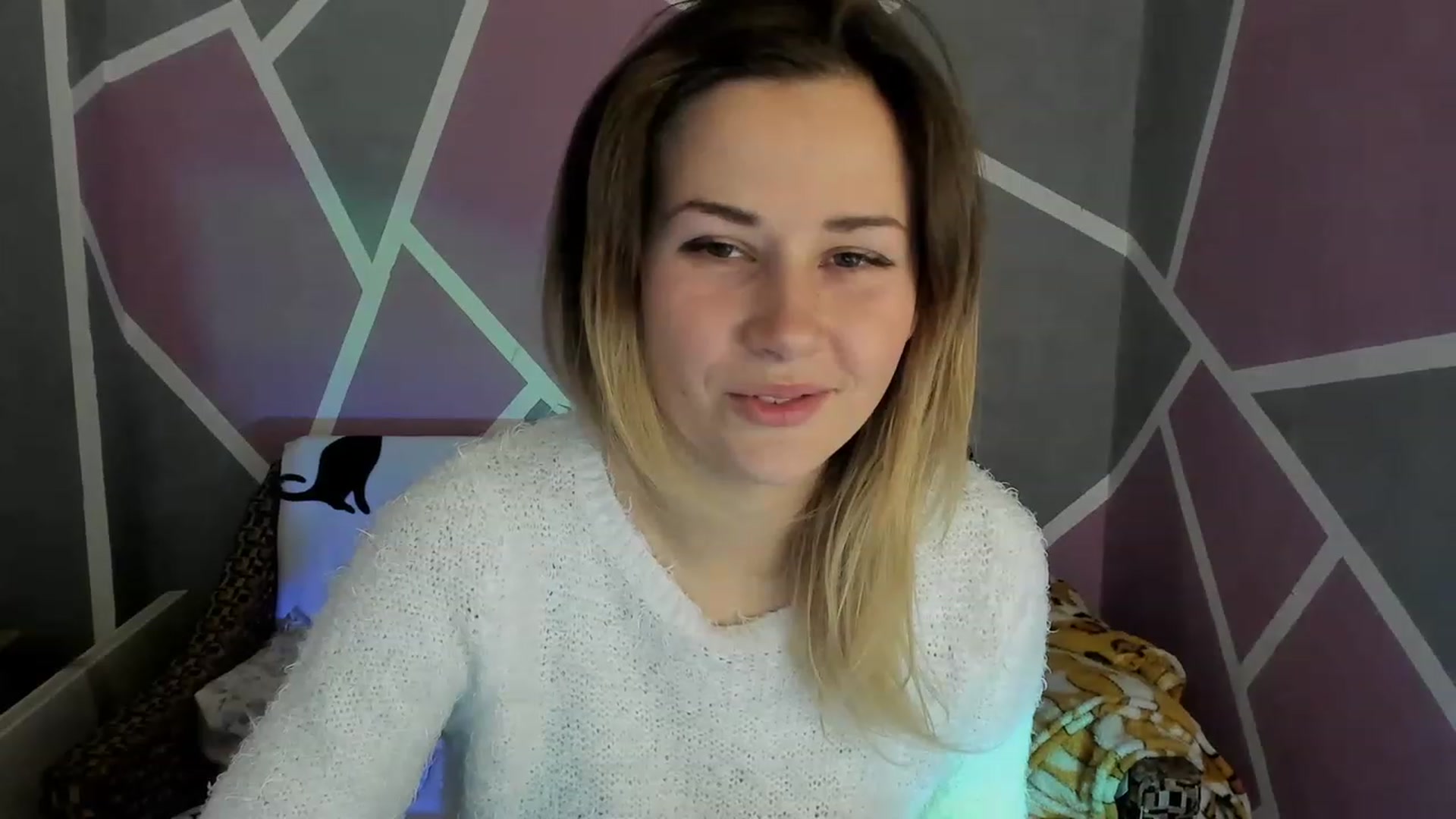 Gallery image thumbnail from Blondie_Star's myfreecams stream on, 12/04/2022, 12:18 image 14 of 20