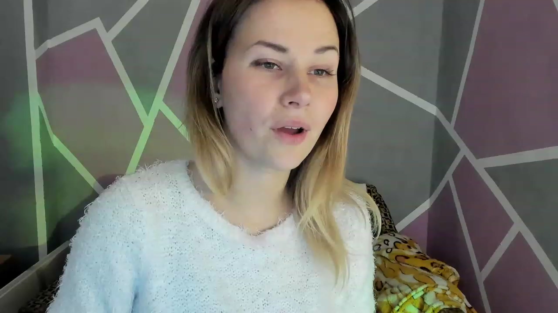 Gallery image thumbnail from Blondie_Star's myfreecams stream on, 12/04/2022, 12:57 image 10 of 20