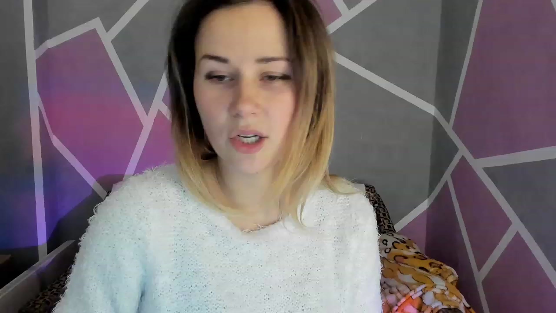 Gallery image thumbnail from Blondie_Star's myfreecams stream on, 12/04/2022, 12:57 image 12 of 20