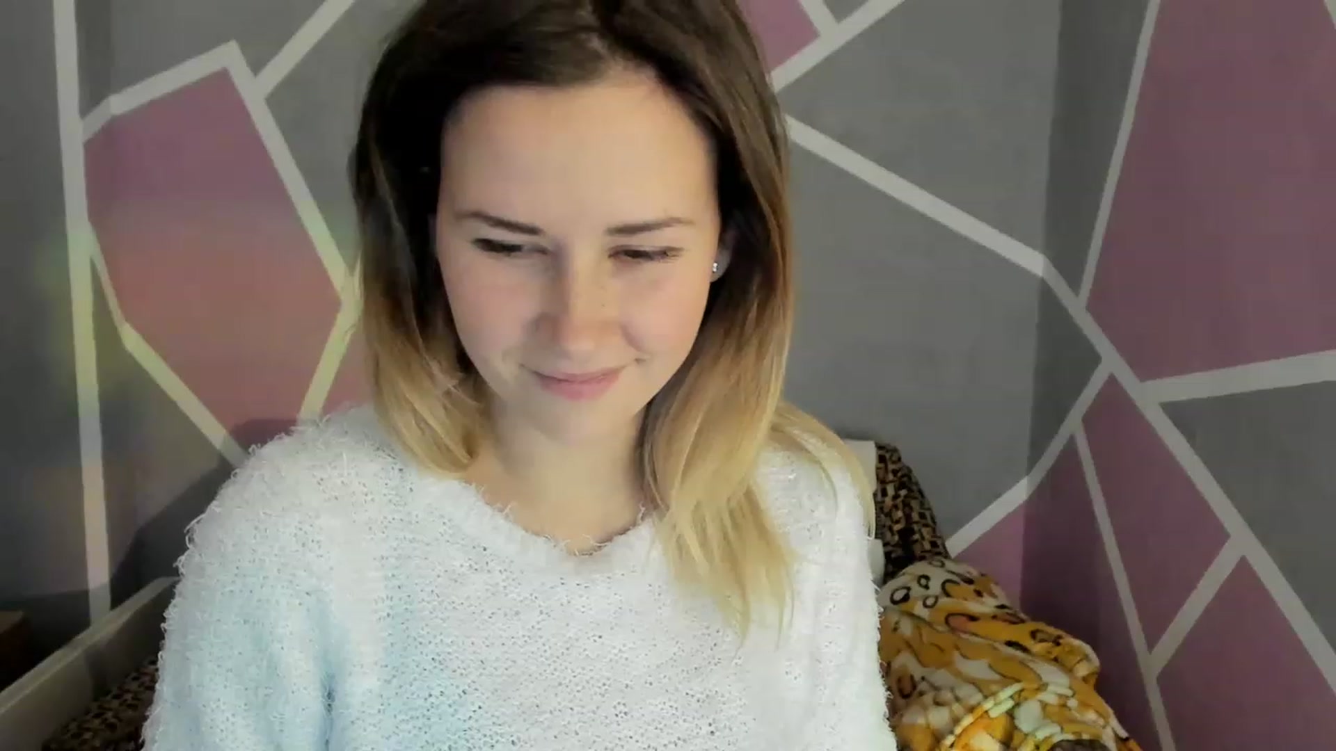 Gallery image thumbnail from Blondie_Star's myfreecams stream on, 12/04/2022, 12:57 image 9 of 20