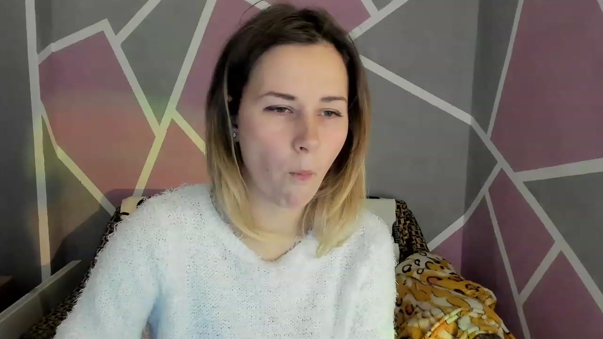 Gallery image thumbnail from Blondie_Star's myfreecams stream on, 12/04/2022, 12:57 image 16 of 20