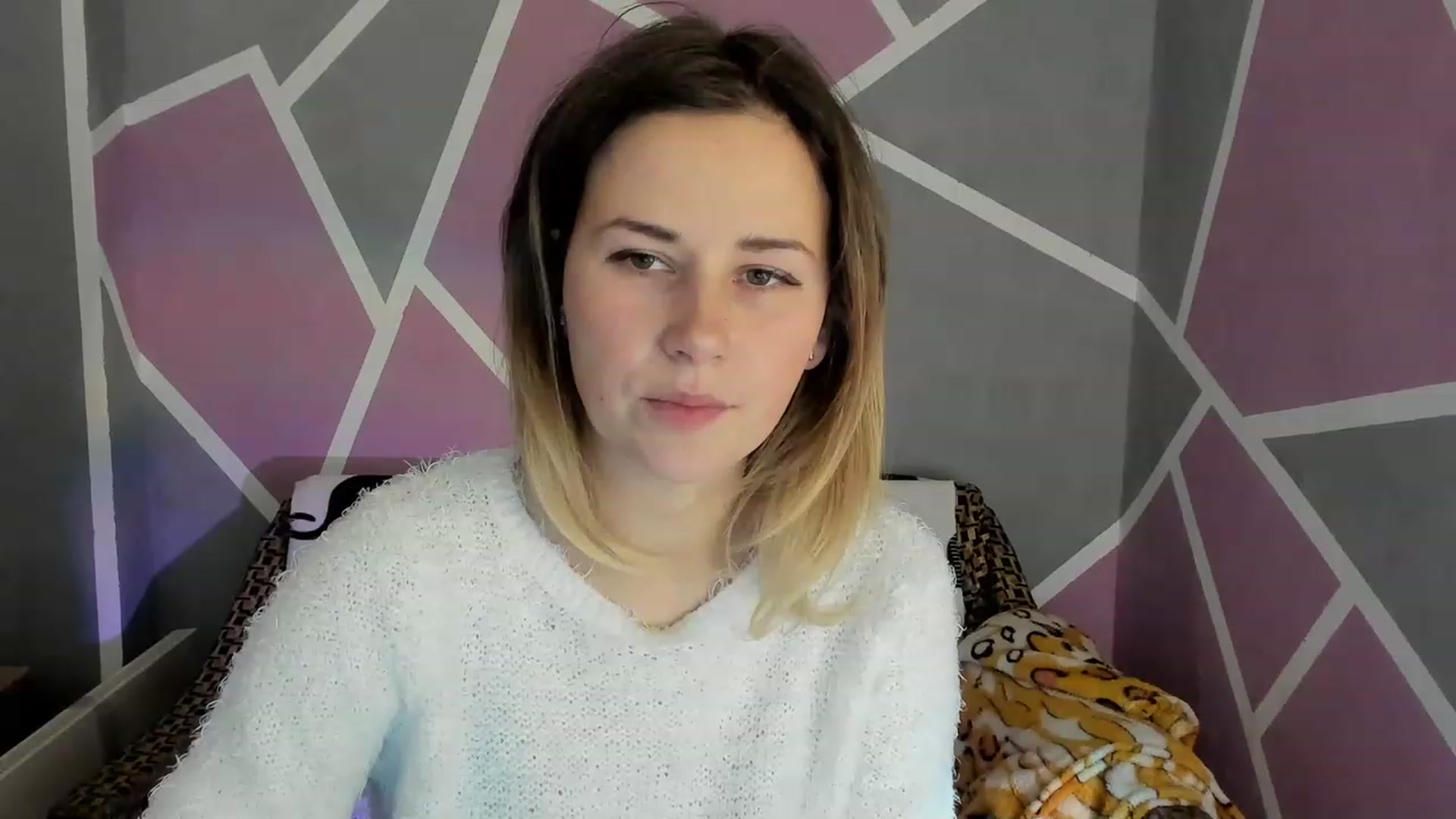 Gallery image thumbnail from Blondie_Star's myfreecams stream on, 12/04/2022, 12:57 image 18 of 20