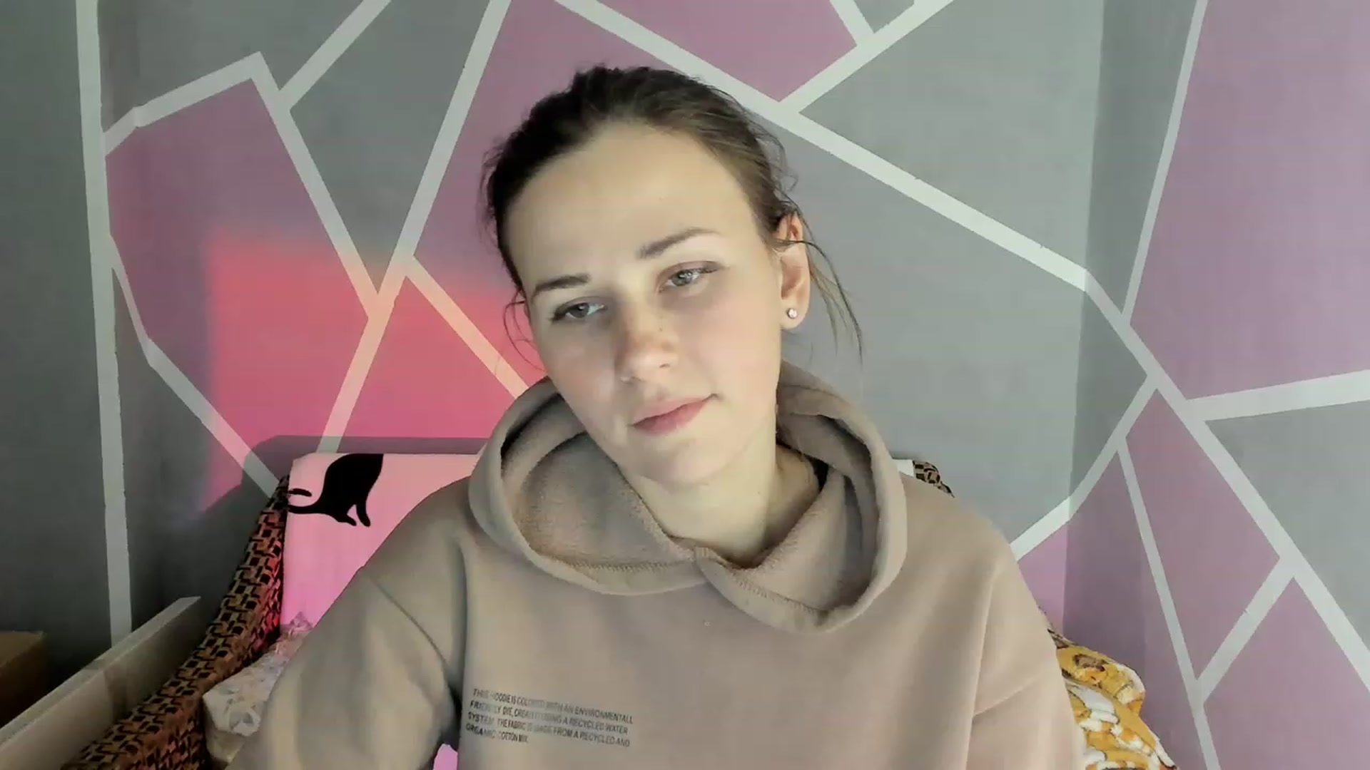 Gallery image thumbnail from Blondie_Star's myfreecams stream on, 12/06/2022, 15:52 image 19 of 20