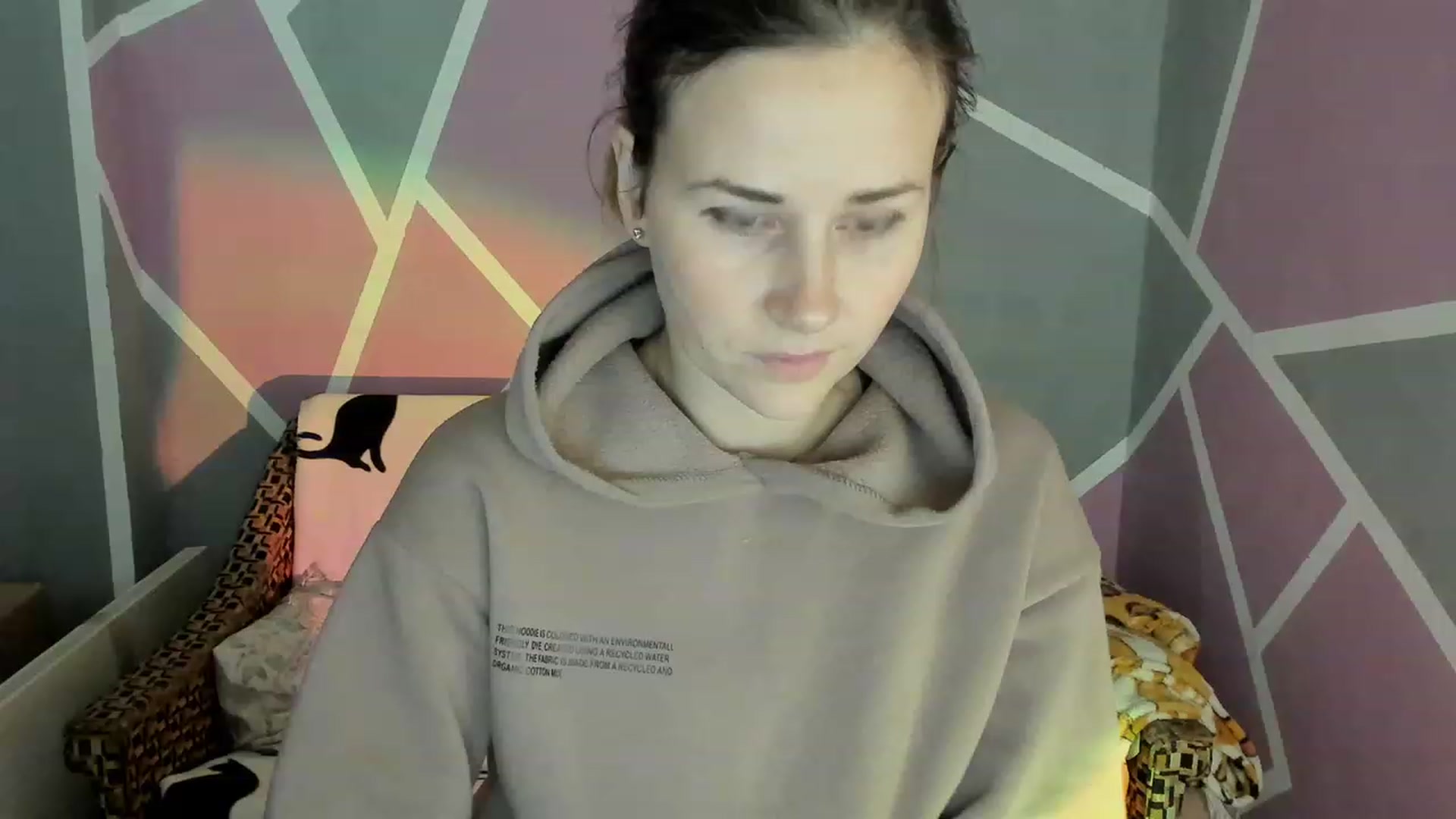 Gallery image thumbnail from Blondie_Star's myfreecams stream on, 12/06/2022, 15:52 image 8 of 20