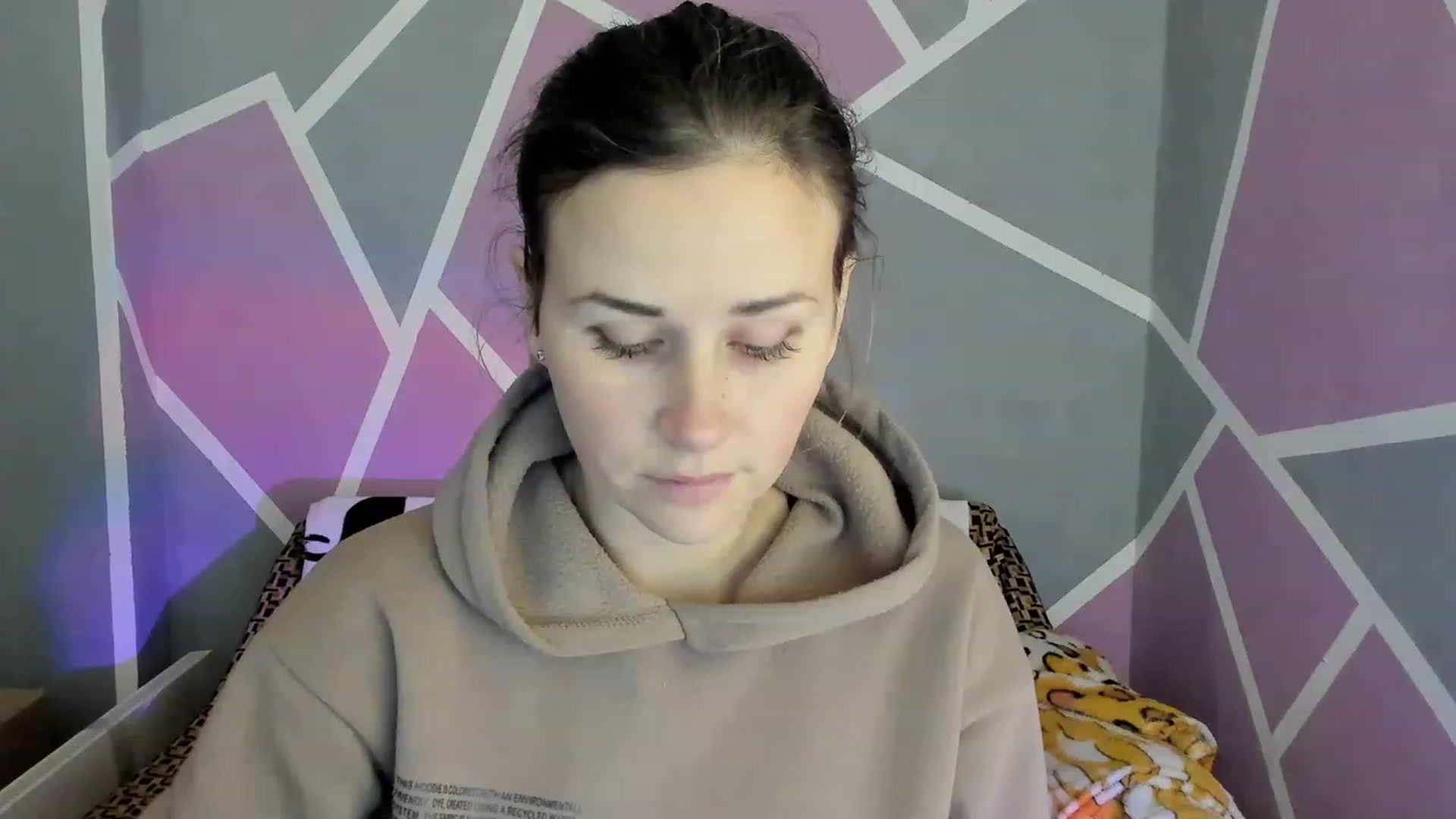 Gallery image thumbnail from Blondie_Star's myfreecams stream on, 12/06/2022, 15:52 image 1 of 20