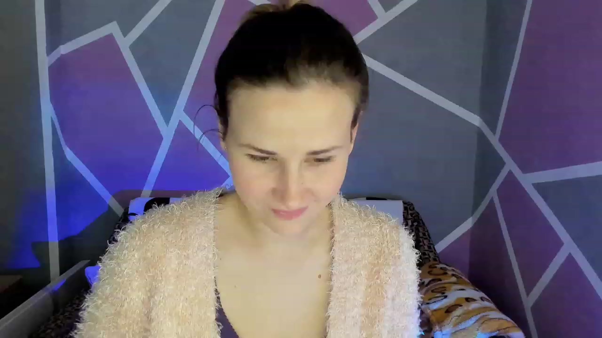 Gallery image thumbnail from Blondie_Star's myfreecams stream on, 12/10/2022, 16:14 image 9 of 20