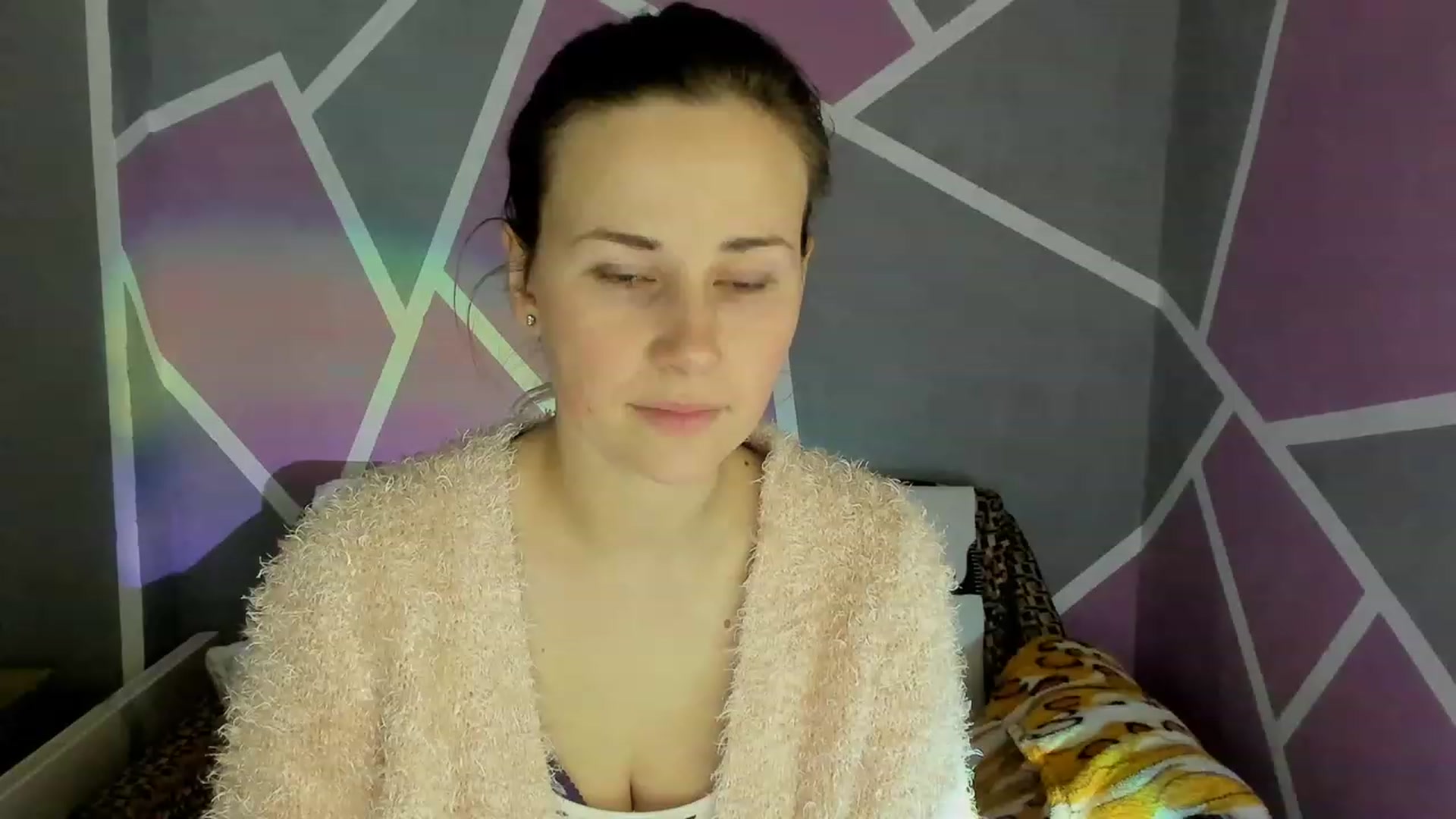 Gallery image thumbnail from Blondie_Star's myfreecams stream on, 12/10/2022, 16:14 image 11 of 20