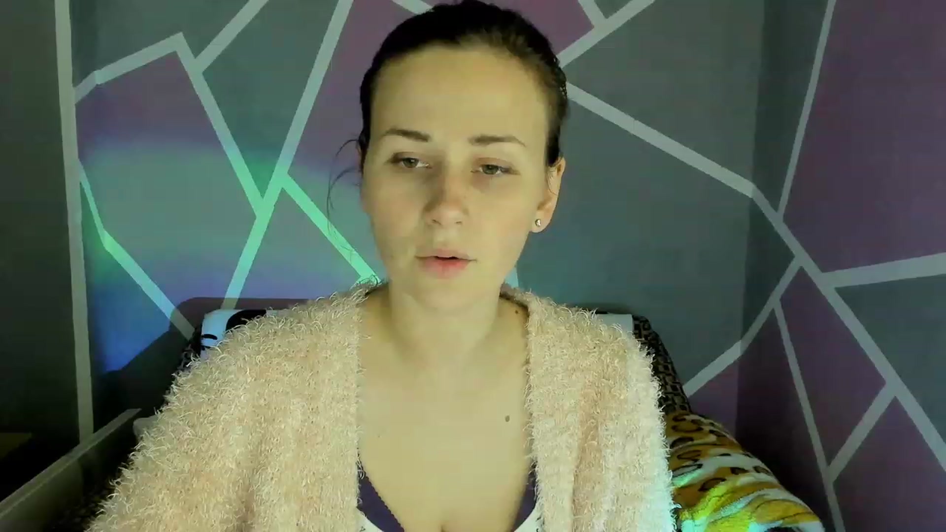 Gallery image thumbnail from Blondie_Star's myfreecams stream on, 12/10/2022, 16:14 image 3 of 20