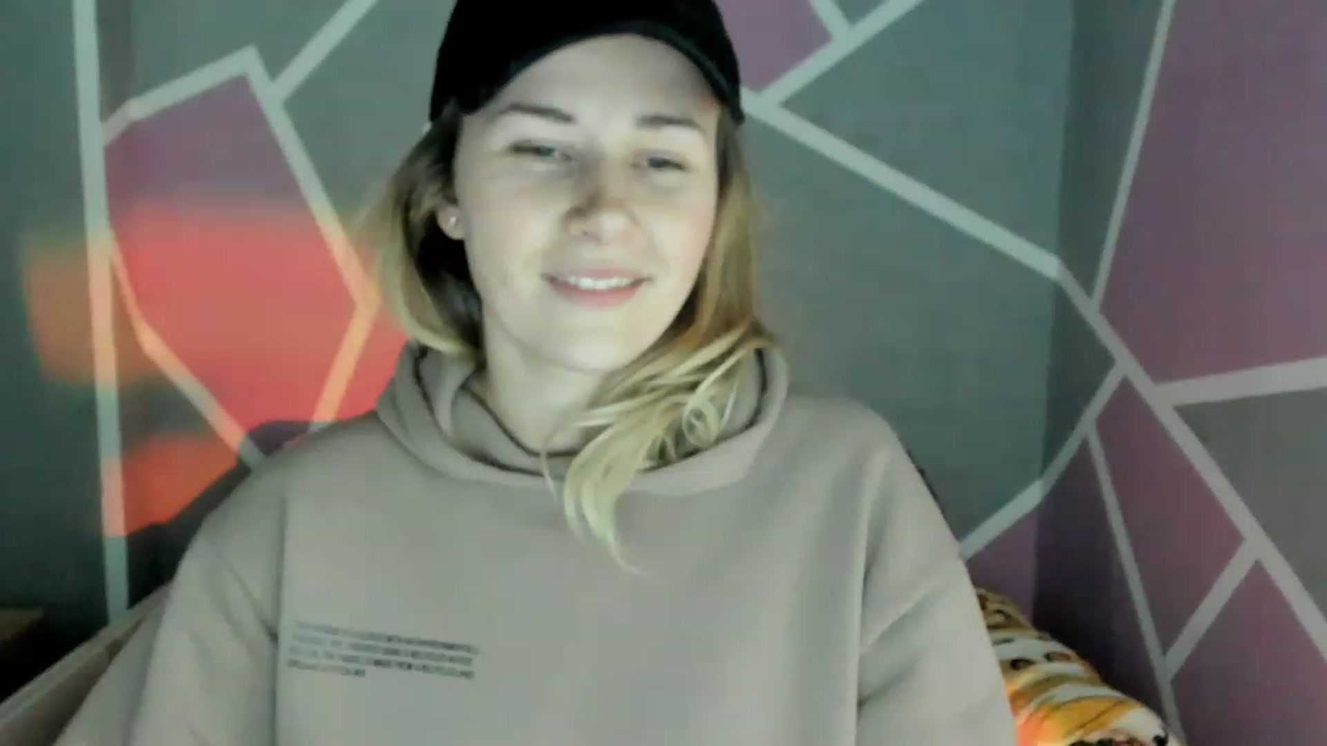 Gallery image thumbnail from Blondie_Star's myfreecams stream on, 12/12/2022, 16:22 image 20 of 20