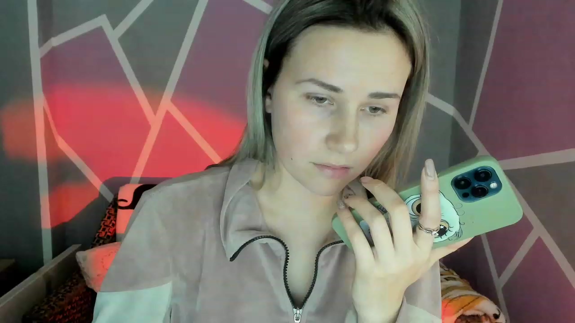 Gallery image thumbnail from Blondie_Star's myfreecams stream on, 12/20/2022, 15:46 image 15 of 20